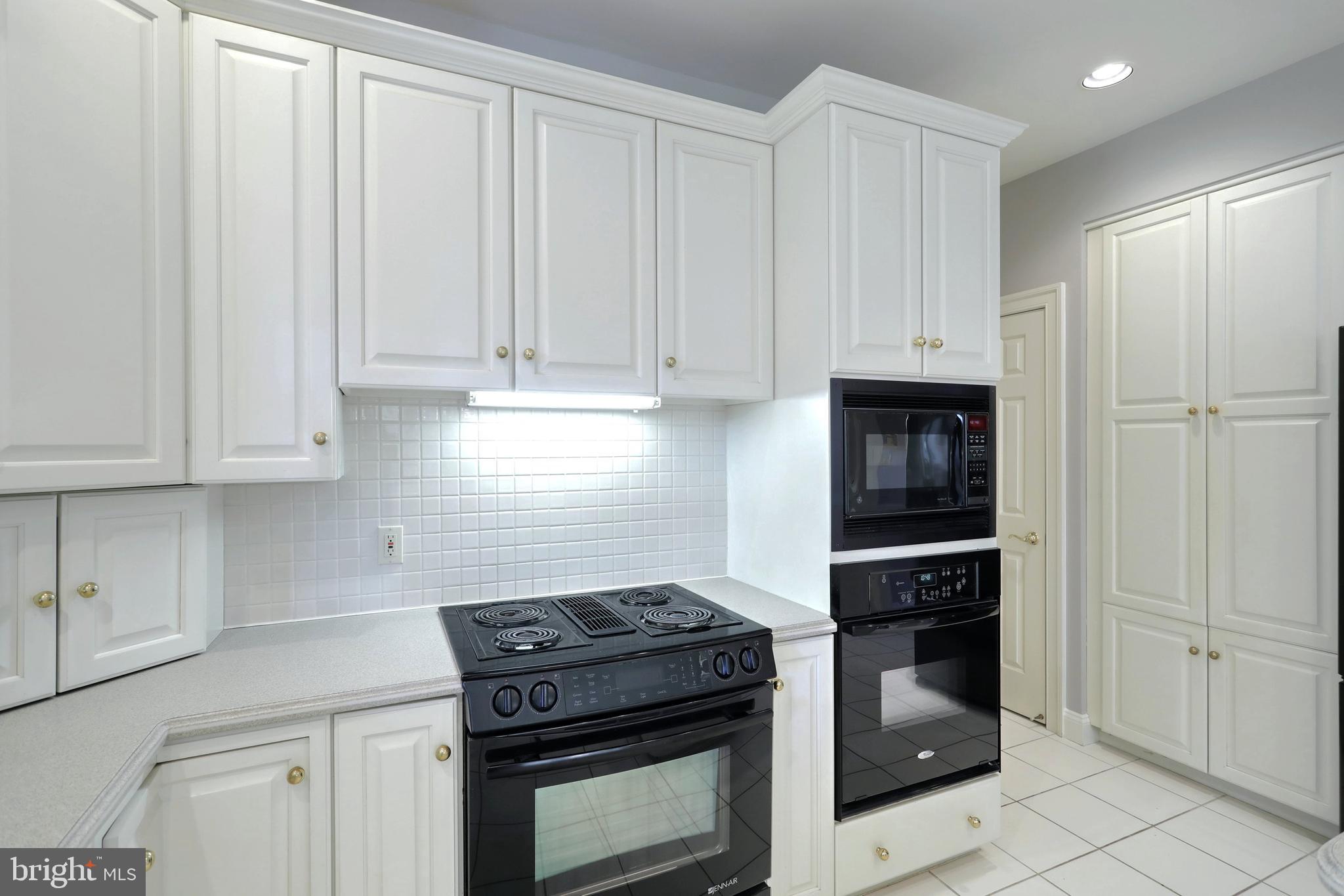 WYNDHAM HILLS - Residential