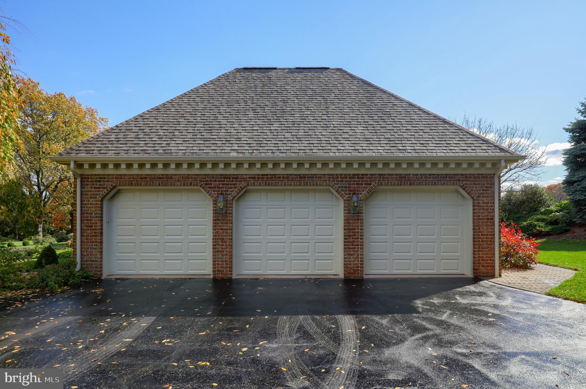 WYNDHAM HILLS - Residential