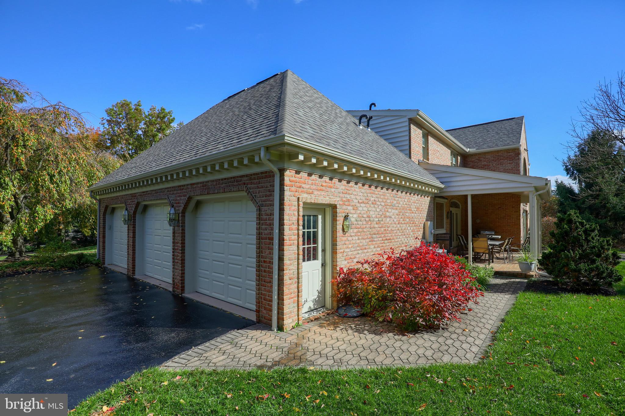 WYNDHAM HILLS - Residential