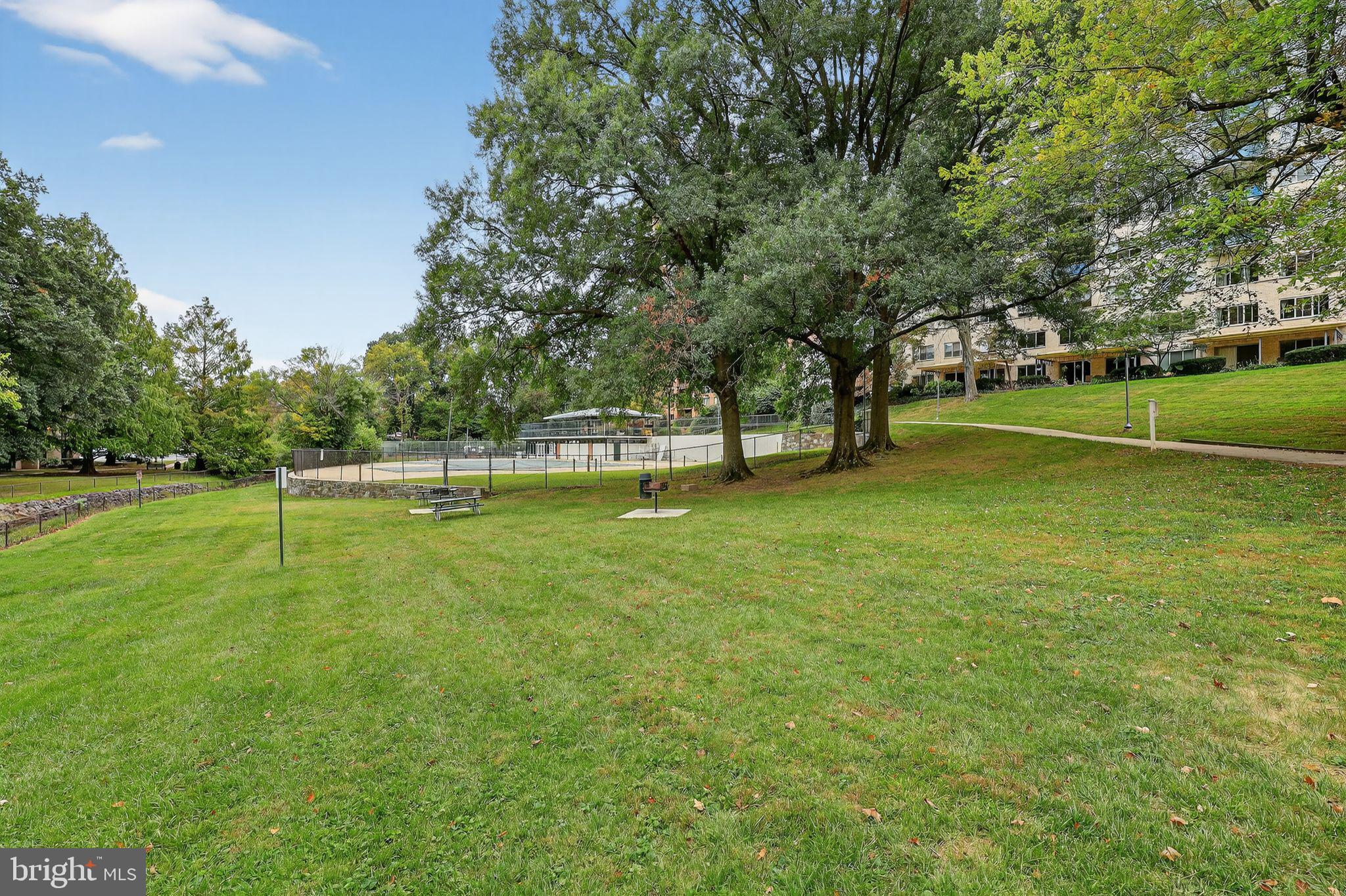 GROSVENOR PARK - Residential