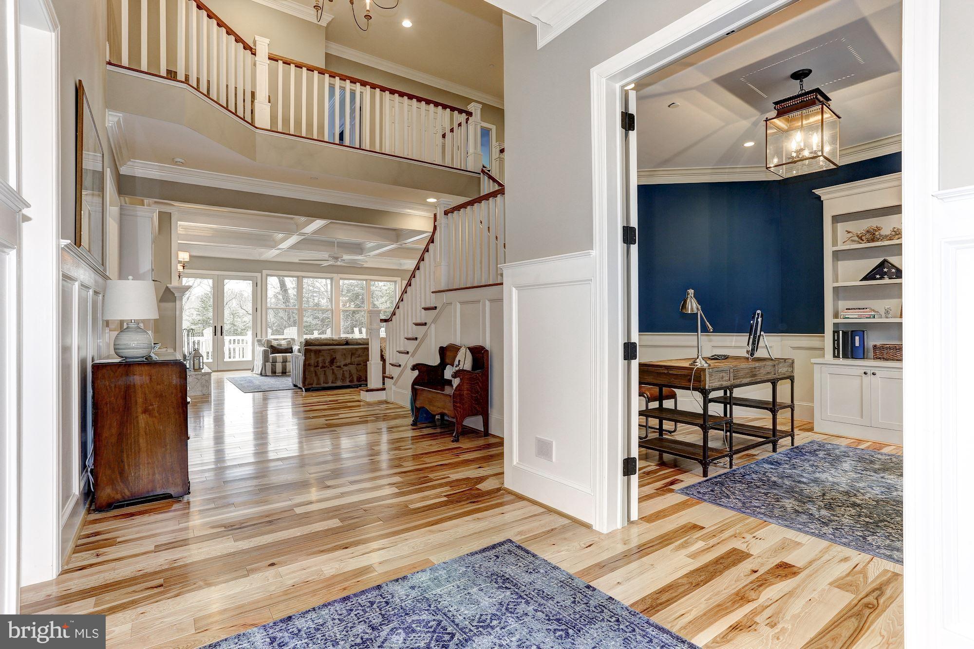 ANNAPOLIS ROADS - Residential