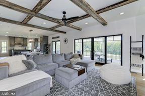 ANNAPOLIS ROADS - Residential