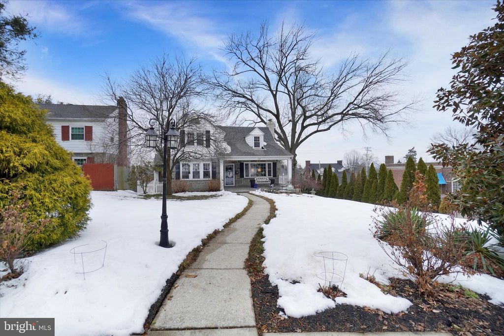 Photo of 169 Rathton Road, YORK, PA 17403 (MLS # PAYK2098588)