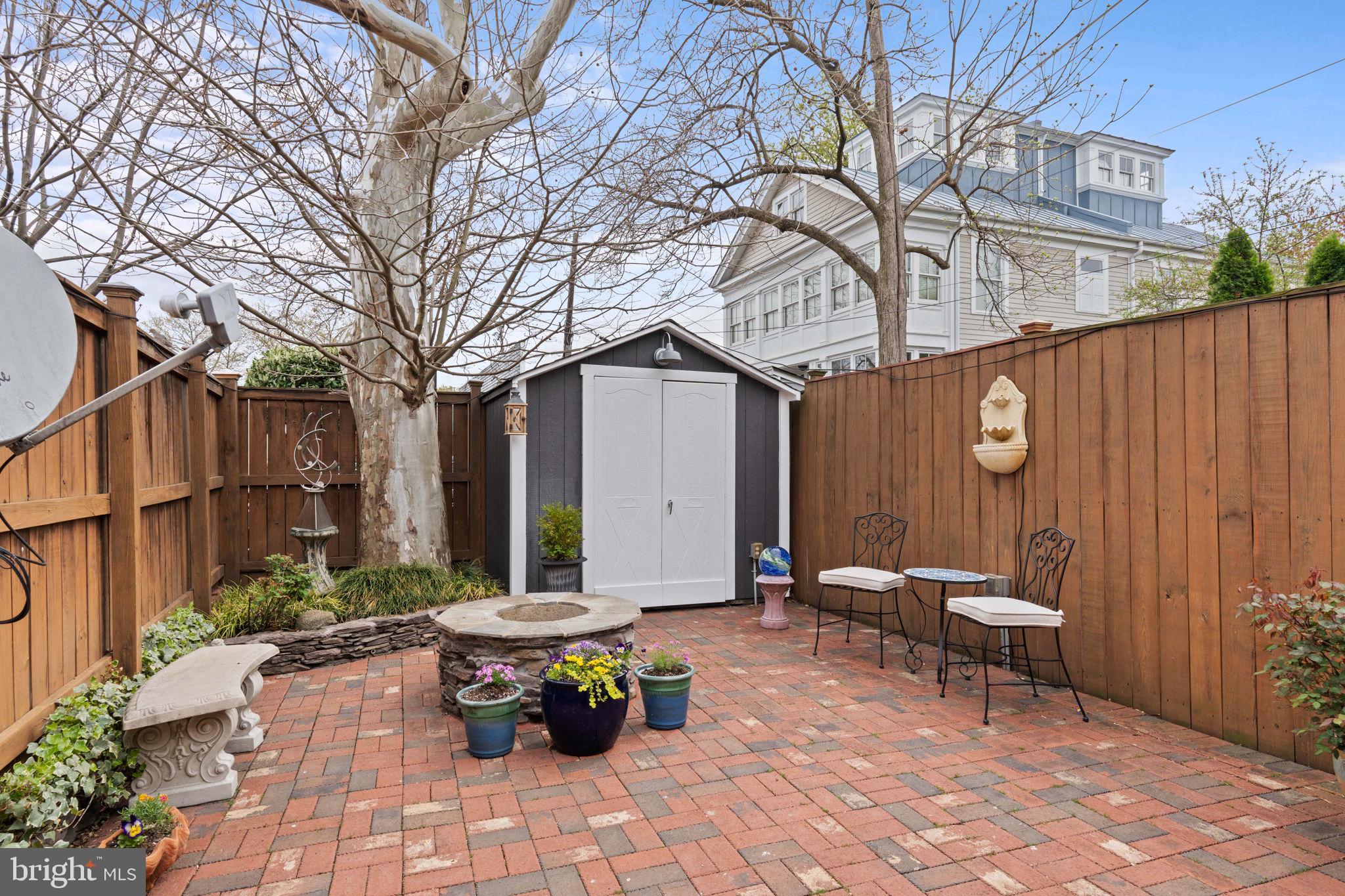 PARKER GRAY - Residential