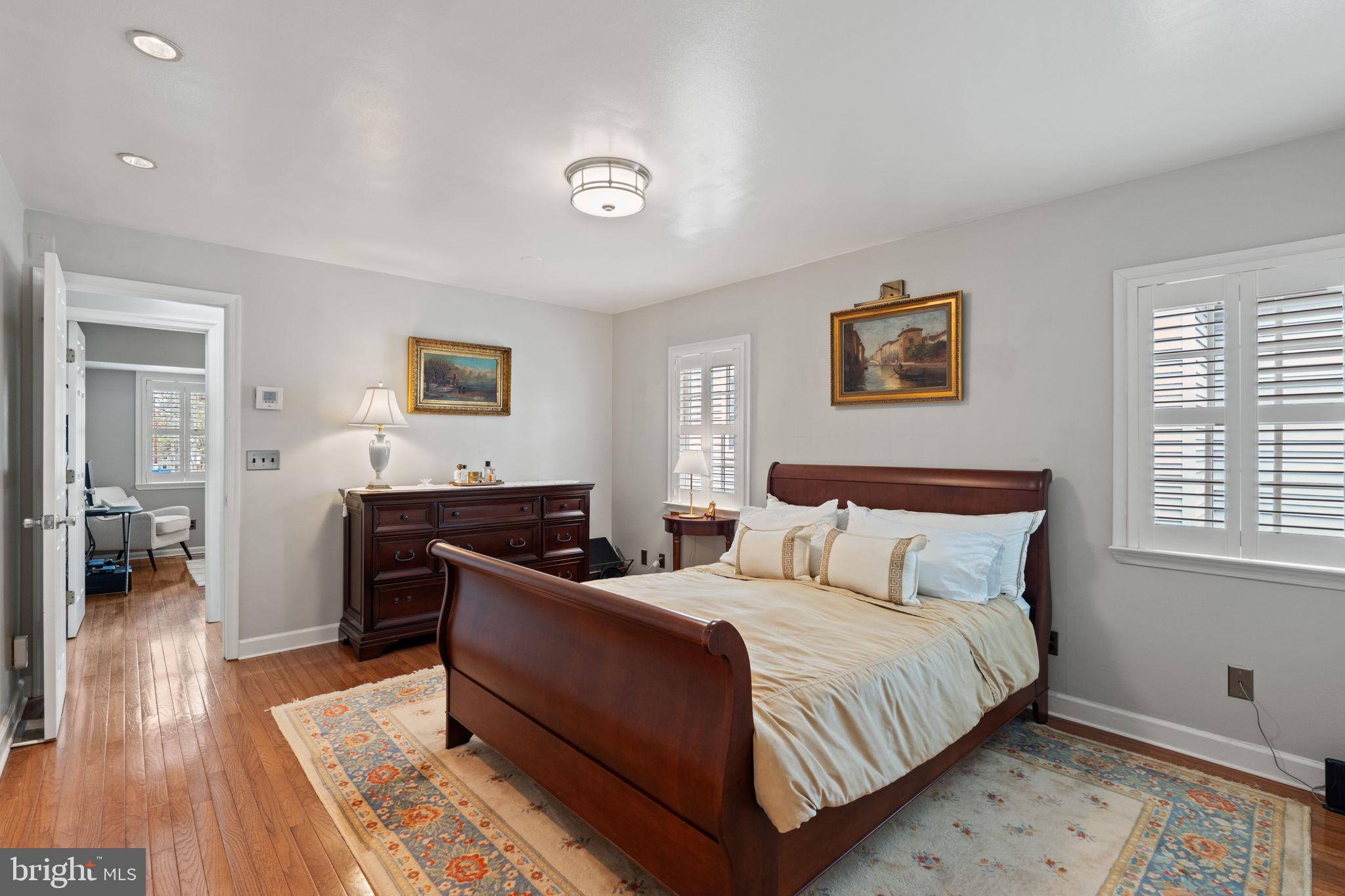 PARKER GRAY - Residential