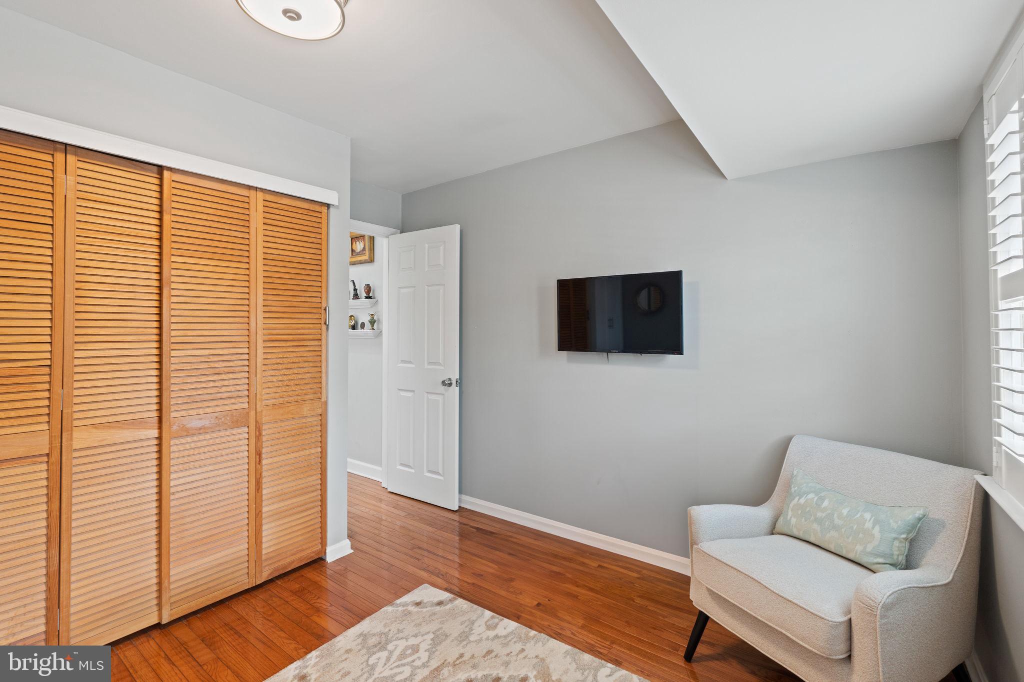 PARKER GRAY - Residential