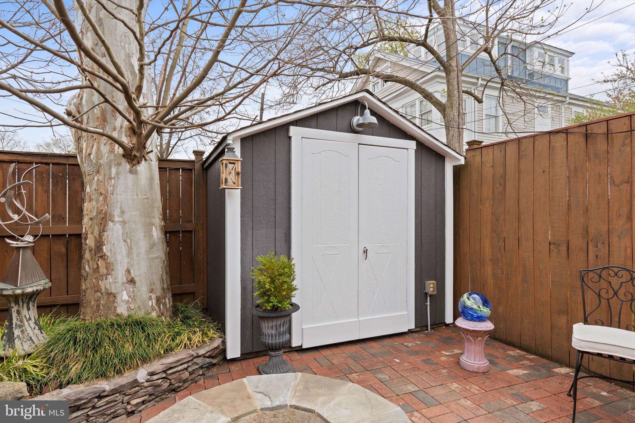 PARKER GRAY - Residential