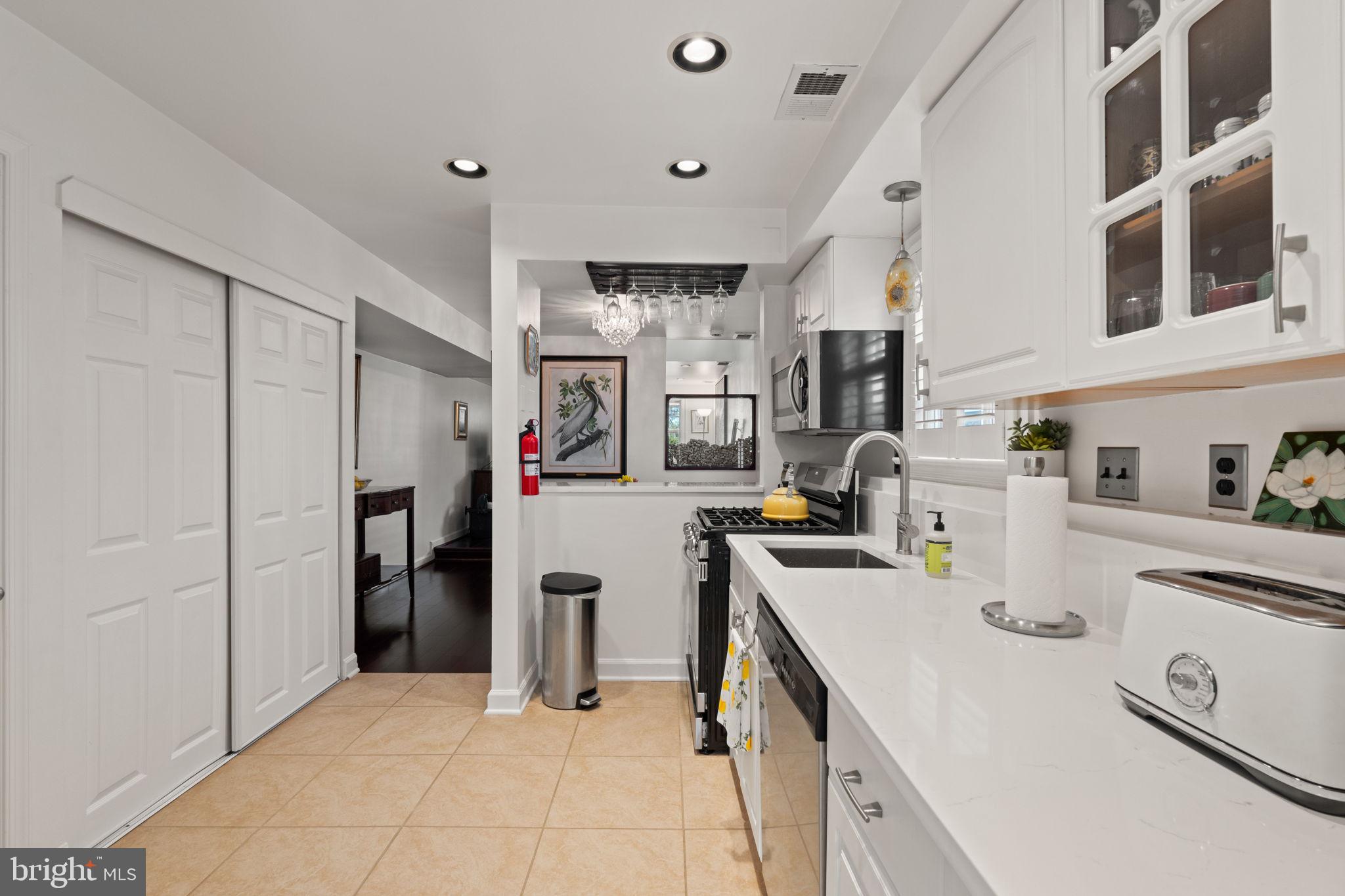 PARKER GRAY - Residential