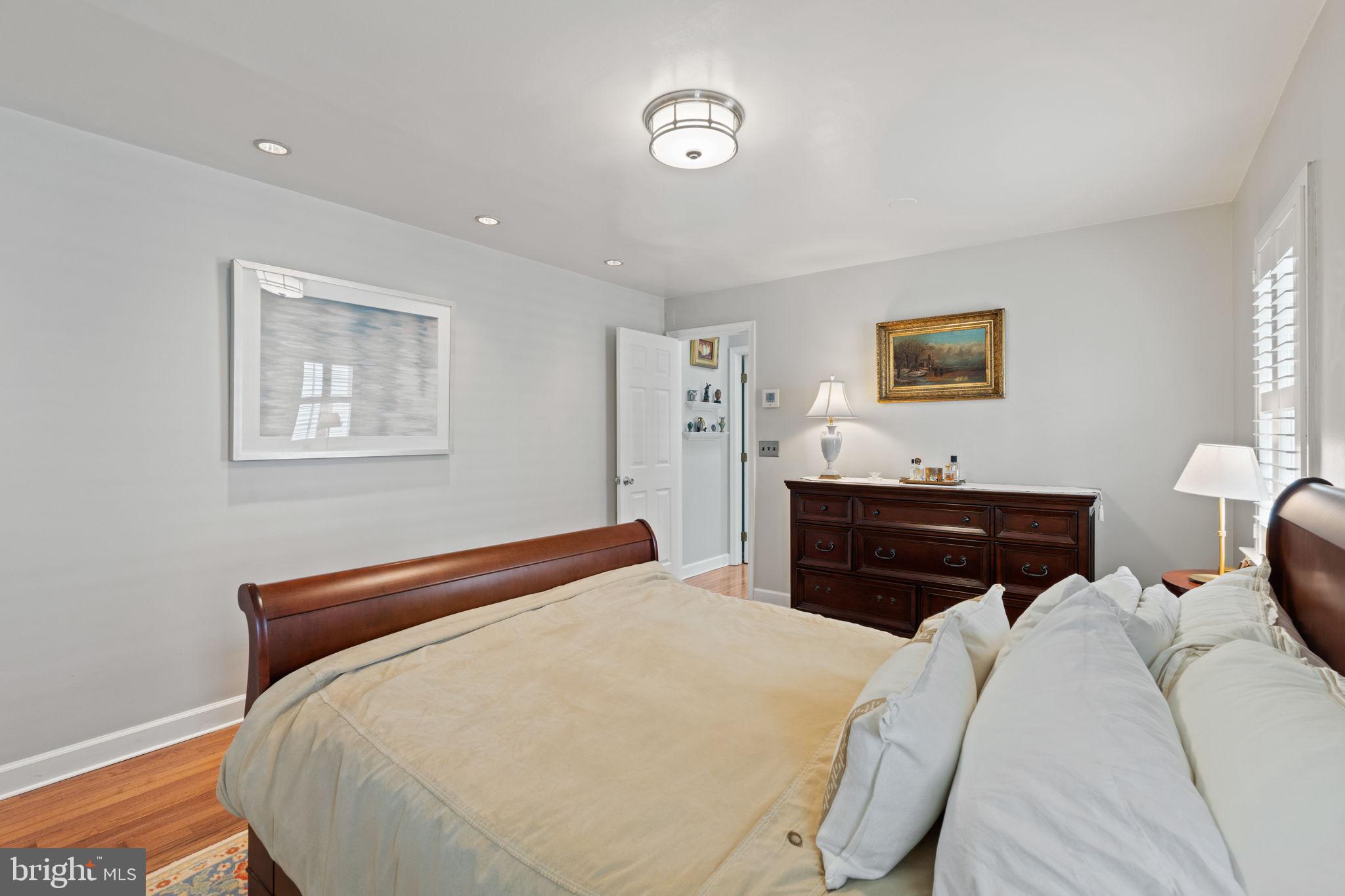 PARKER GRAY - Residential