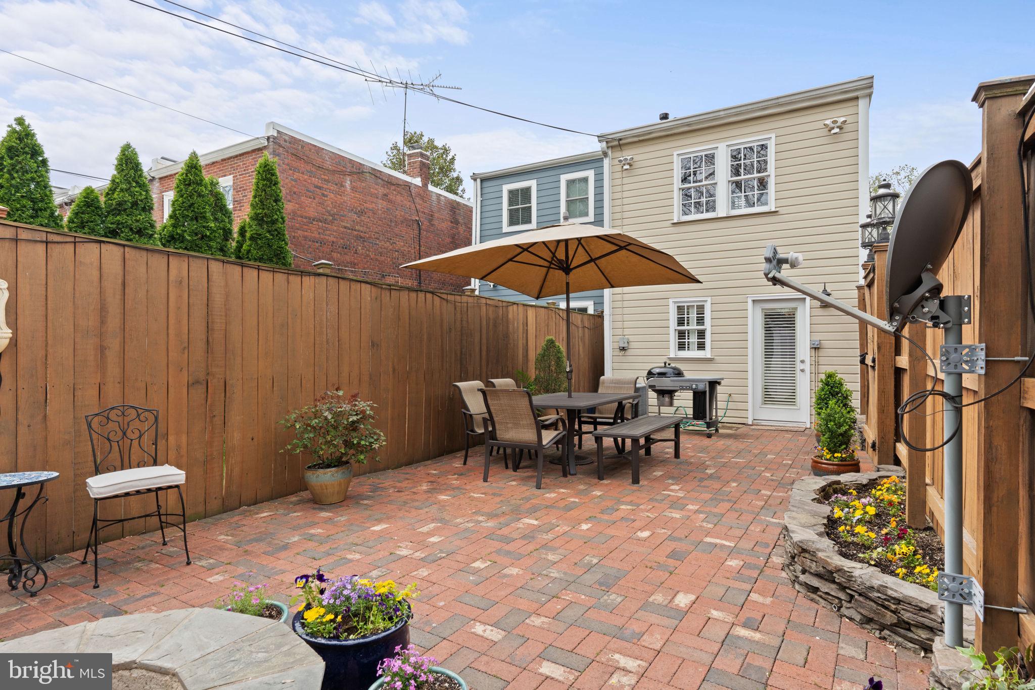 PARKER GRAY - Residential