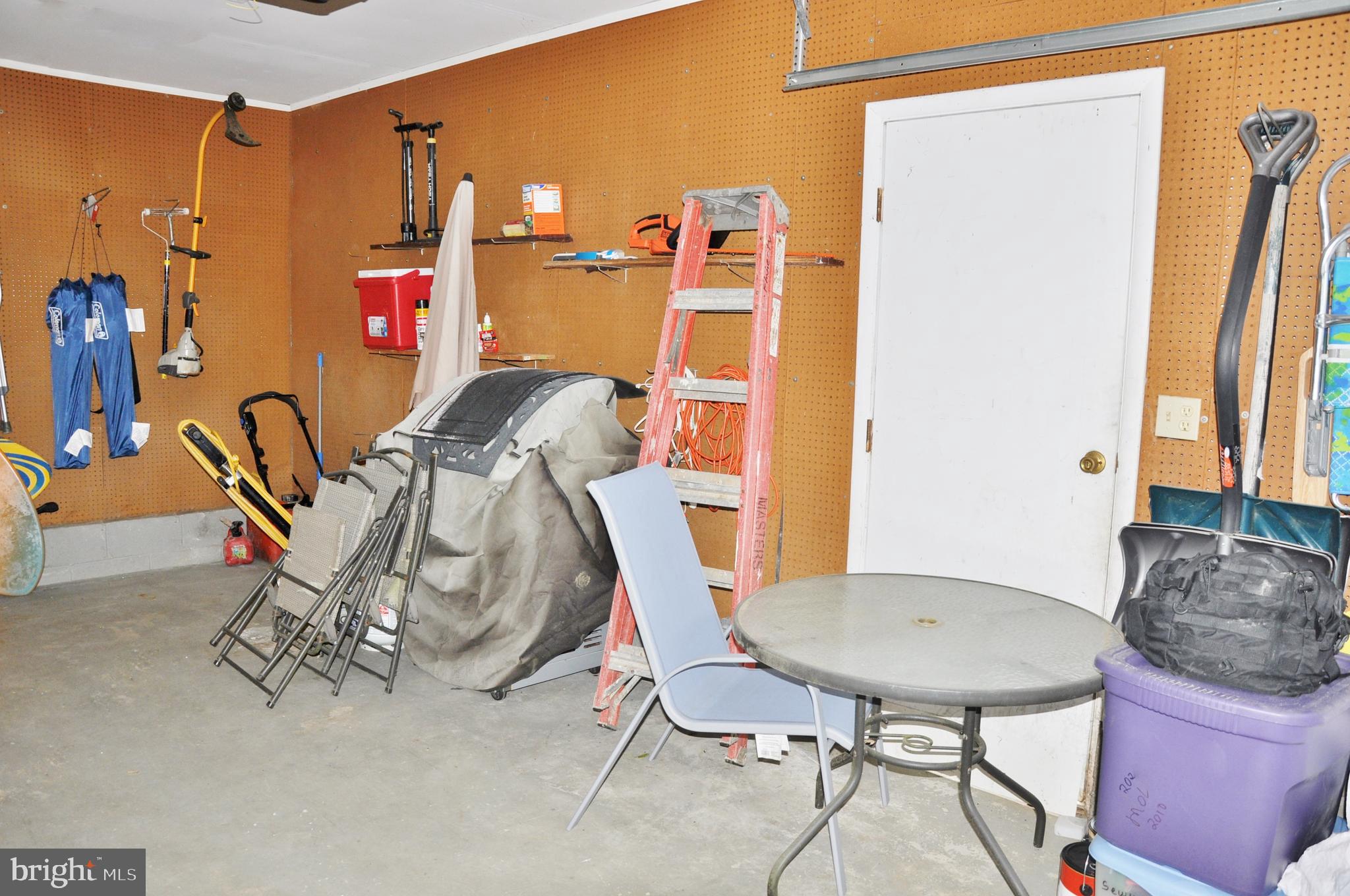 CAMELOT - Residential