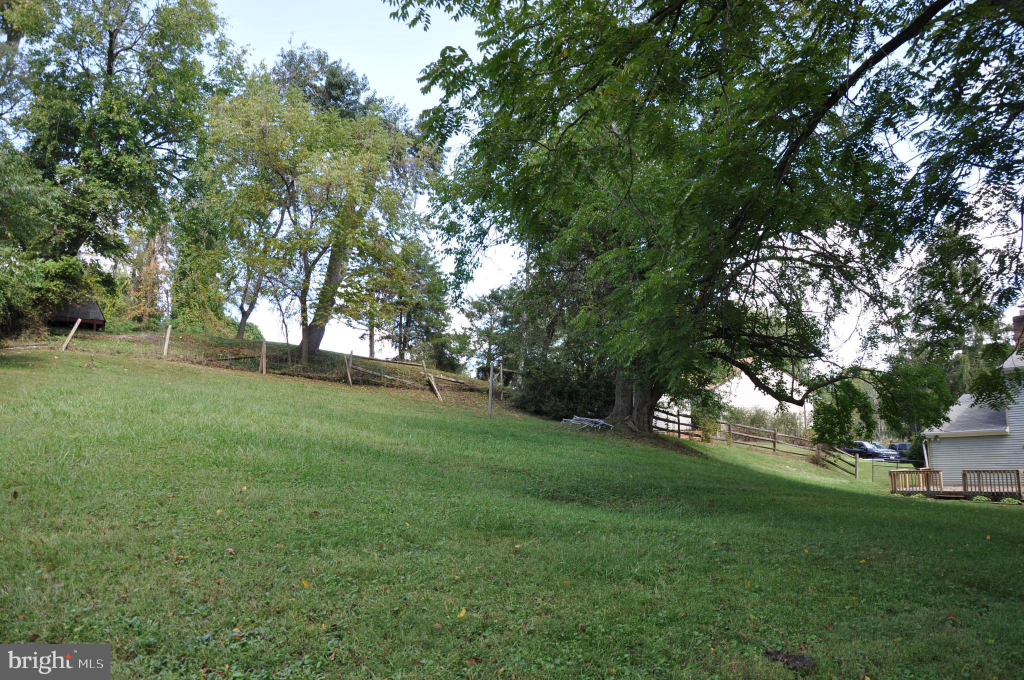 CAMELOT - Residential