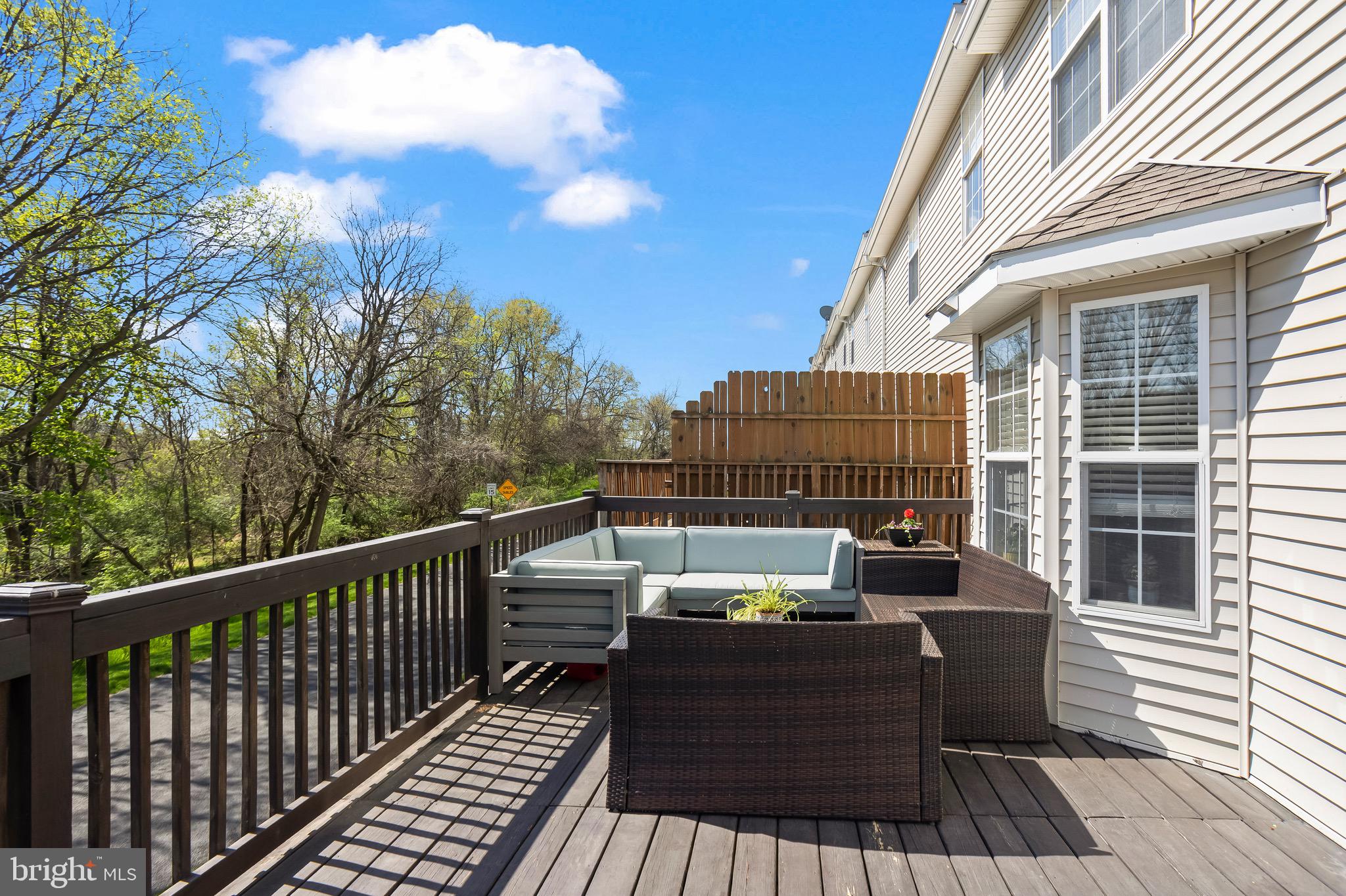 COUNTRY RIDGE - Residential