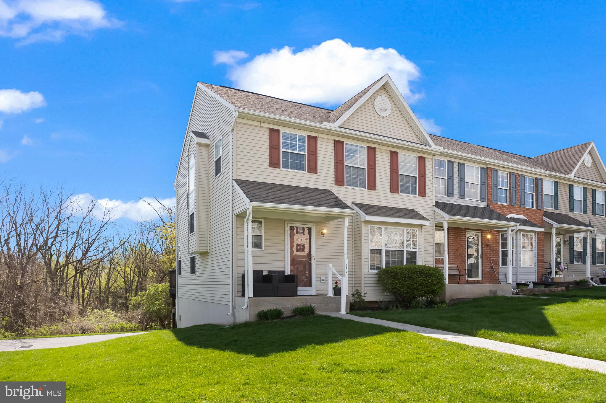 COUNTRY RIDGE - Residential