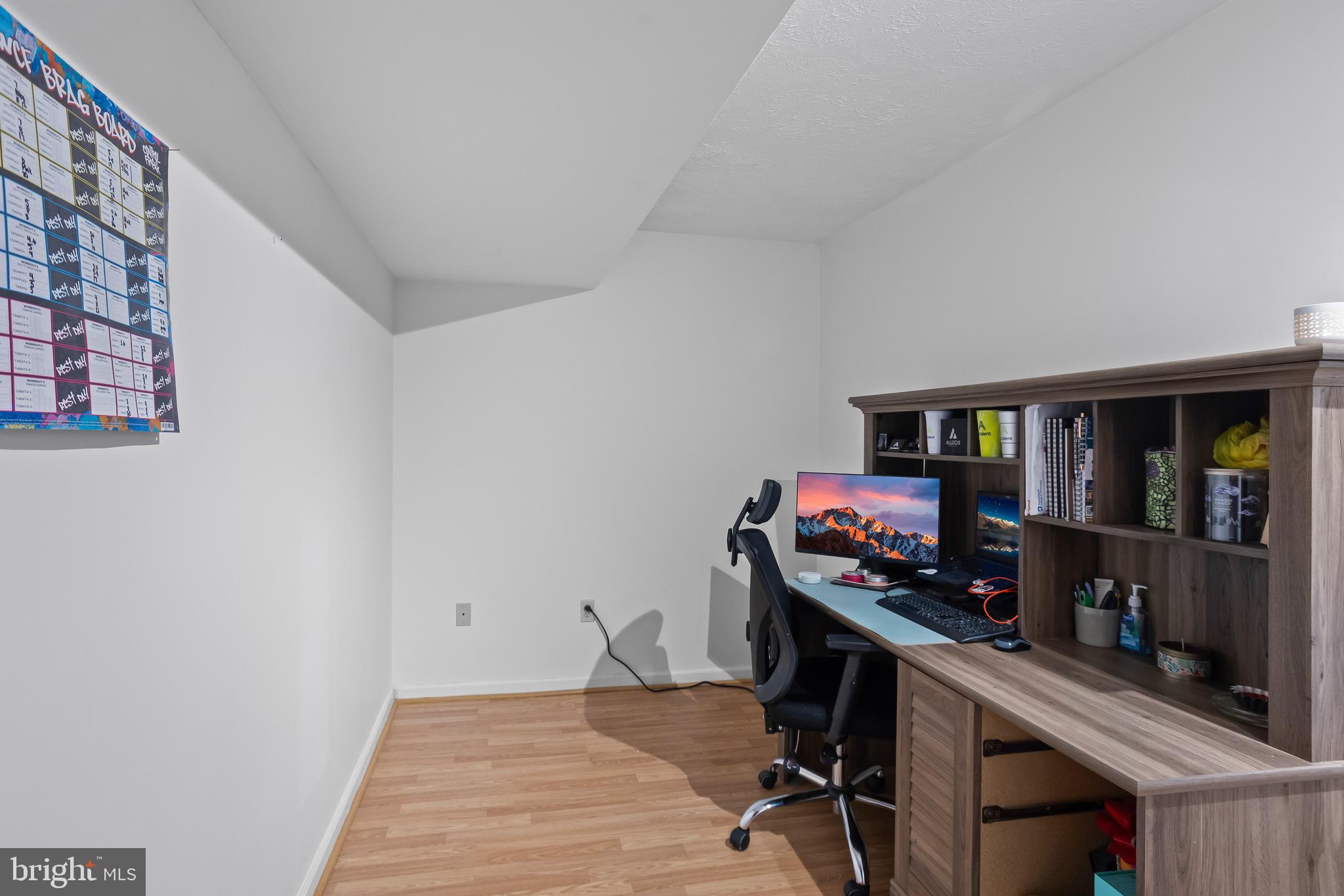 COUNTRY RIDGE - Residential