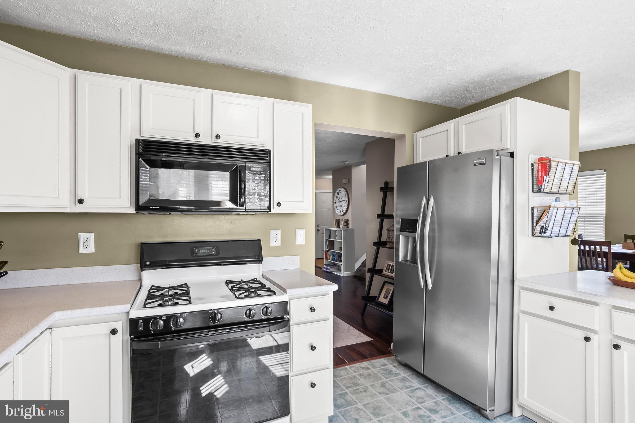 COUNTRY RIDGE - Residential