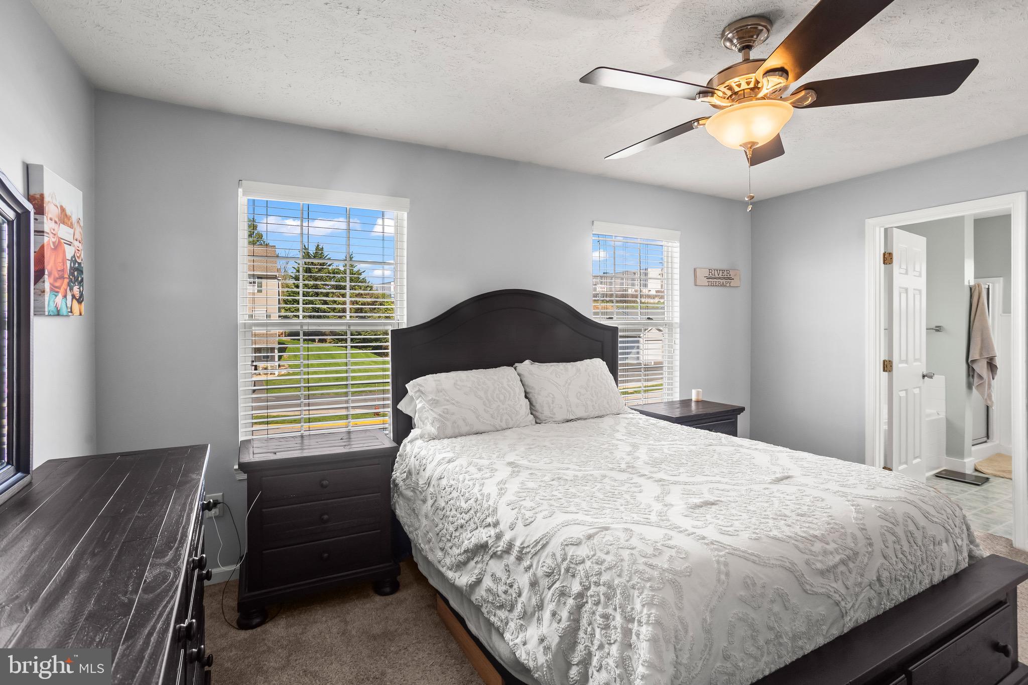 COUNTRY RIDGE - Residential