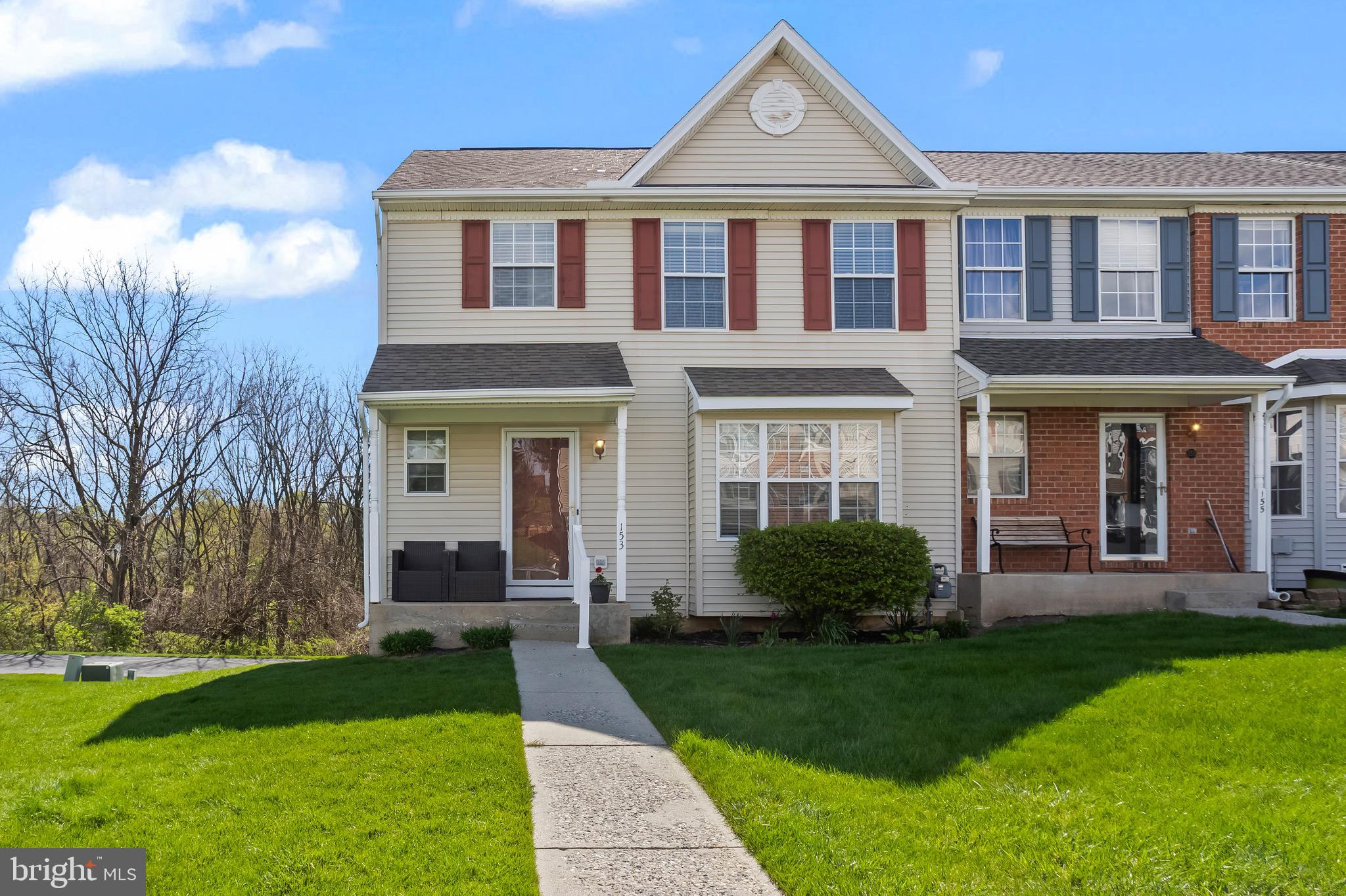 COUNTRY RIDGE - Residential