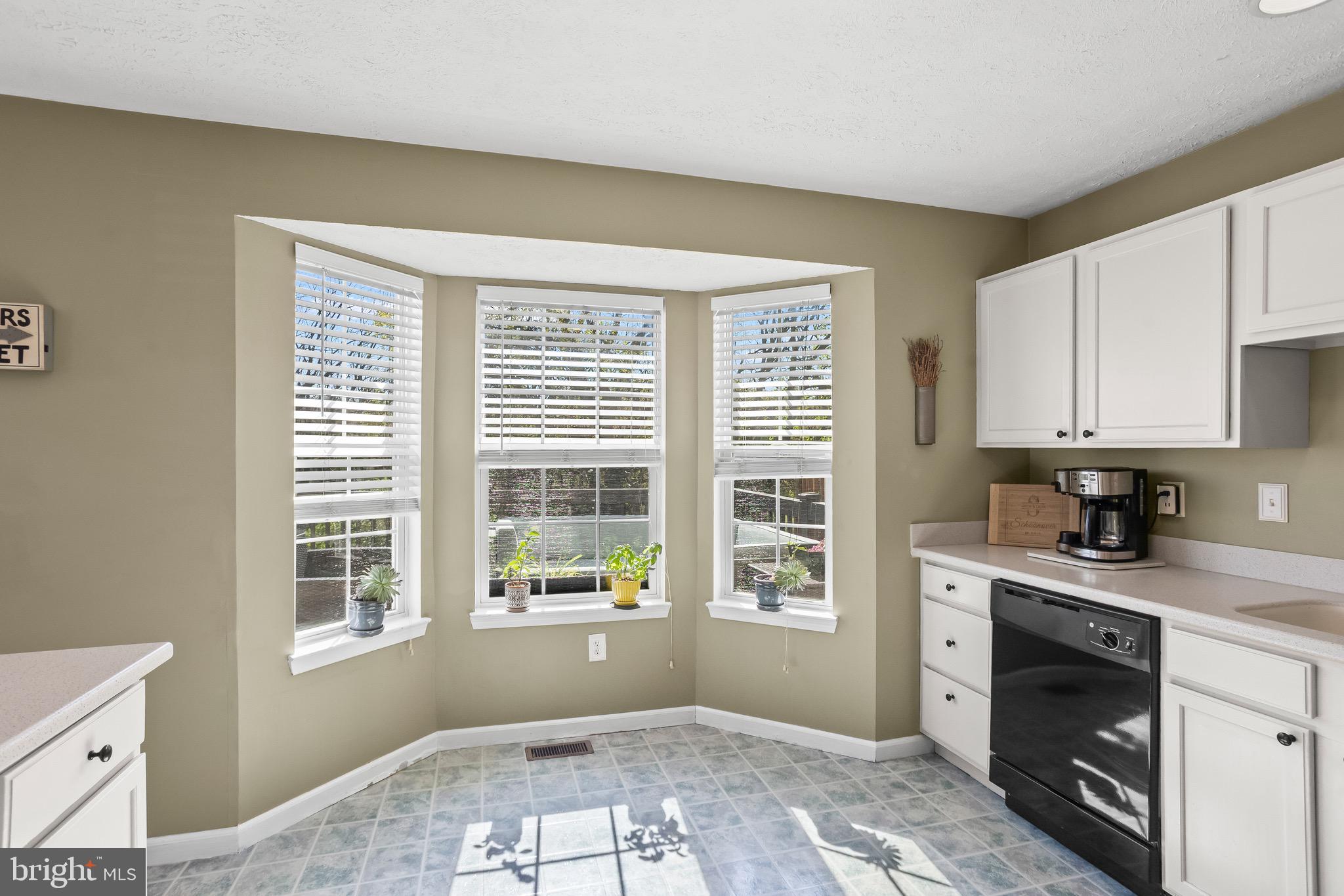 COUNTRY RIDGE - Residential