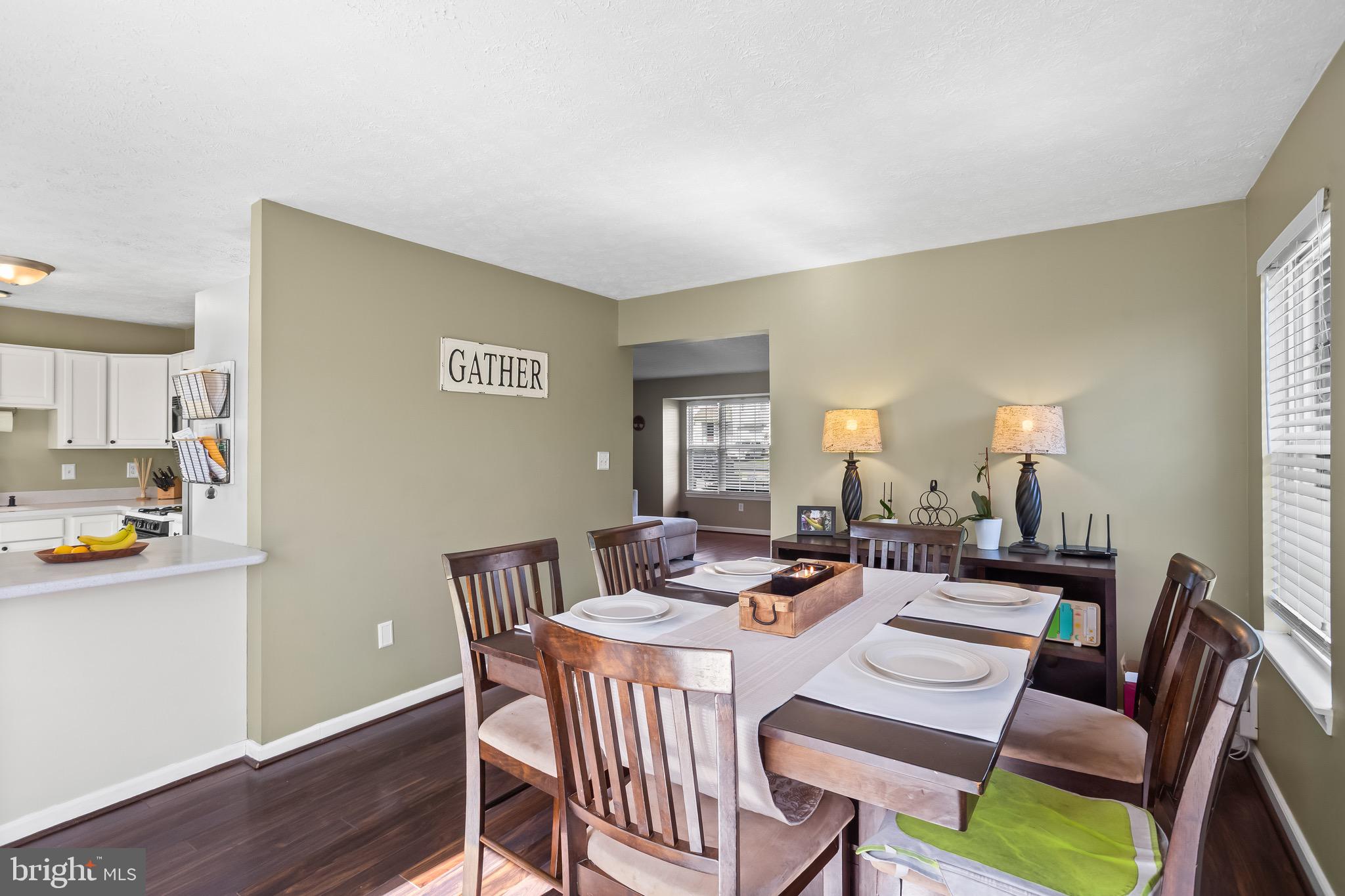 COUNTRY RIDGE - Residential