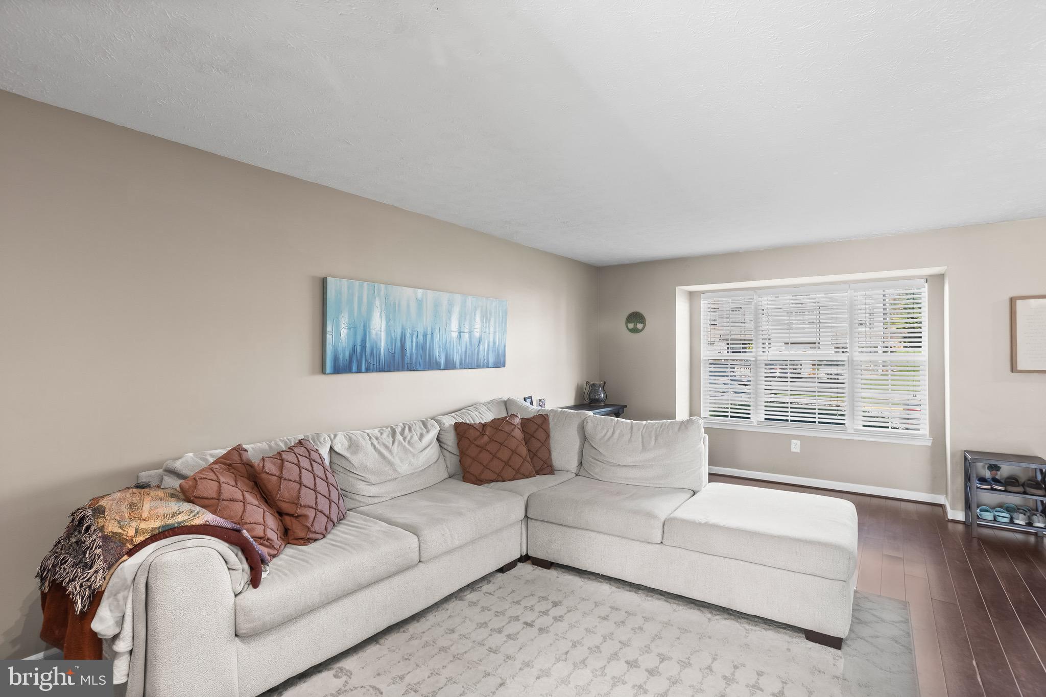 COUNTRY RIDGE - Residential