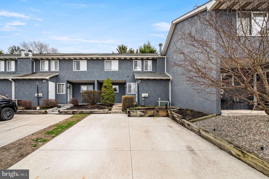 This move-in ready townhome offers 3 bedrooms and 1.5 bathrooms, freshly painted throughout for a clean, modern feel. The updated kitchen features granite countertops, perfect for cooking and entertaining. Relax in the cozy living room with a charming wood-burning fireplace, or step outside to enjoy the paver patio—ideal for outdoor gatherings. Additional highlights include parking for two cars and a well-maintained interior ready for its next owner.