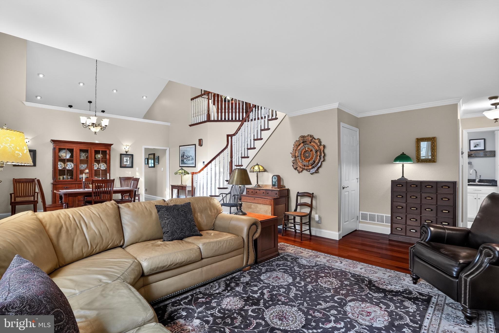 309 OAK HILL LANE