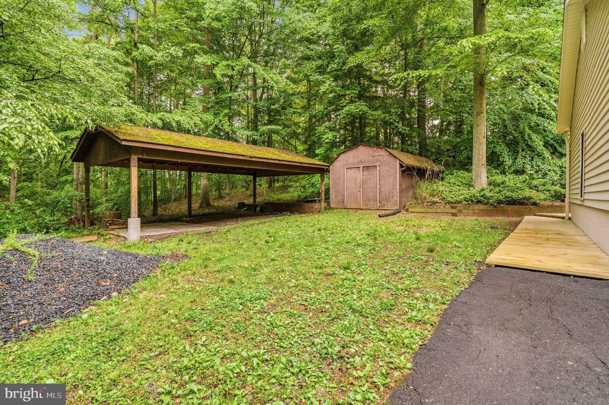 YORKSHIRE ACRES - Residential