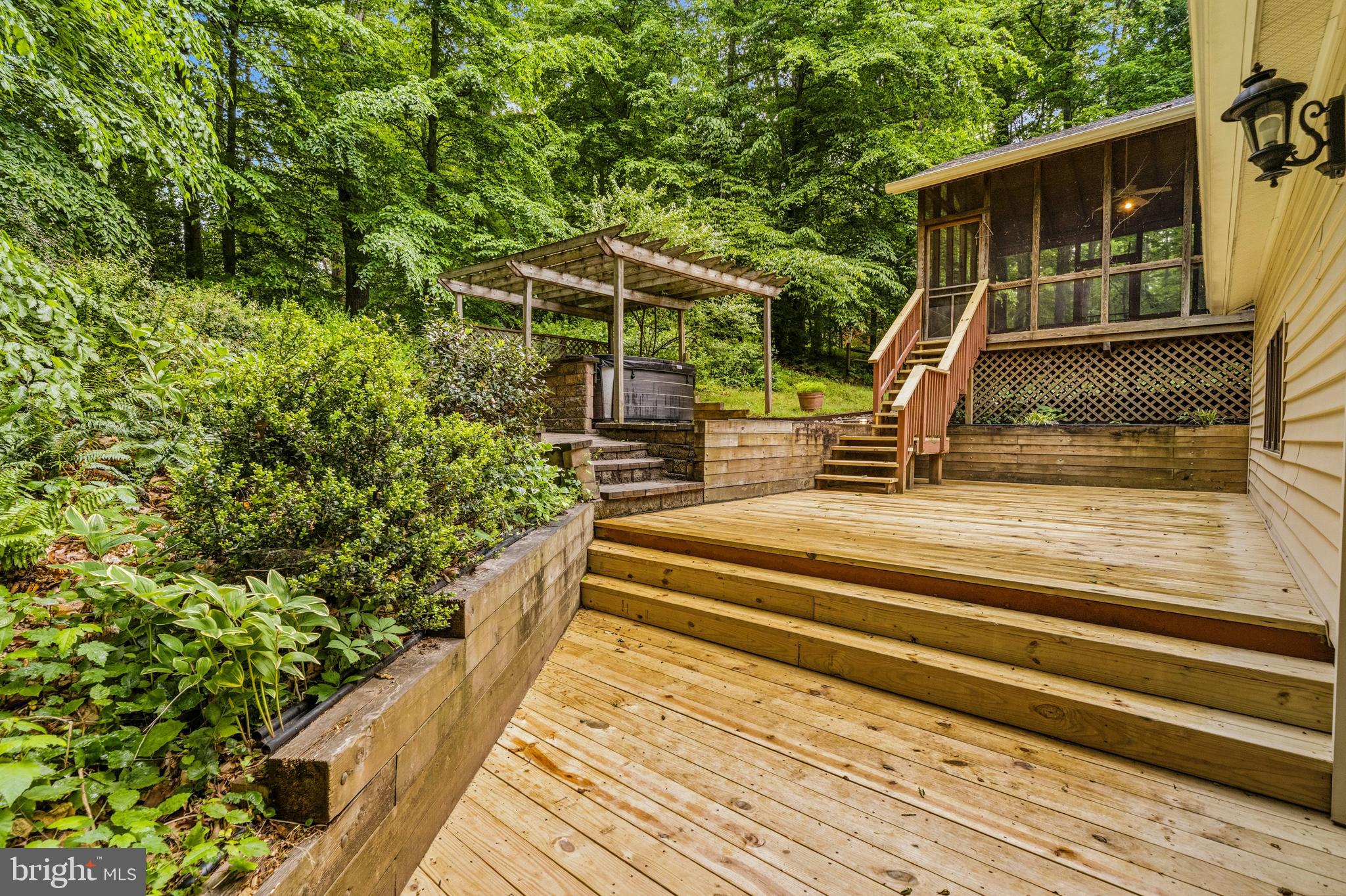 YORKSHIRE ACRES - Residential