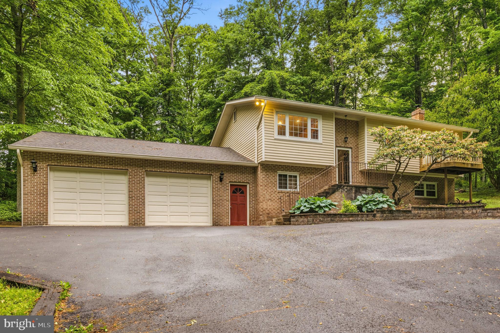 YORKSHIRE ACRES - Residential