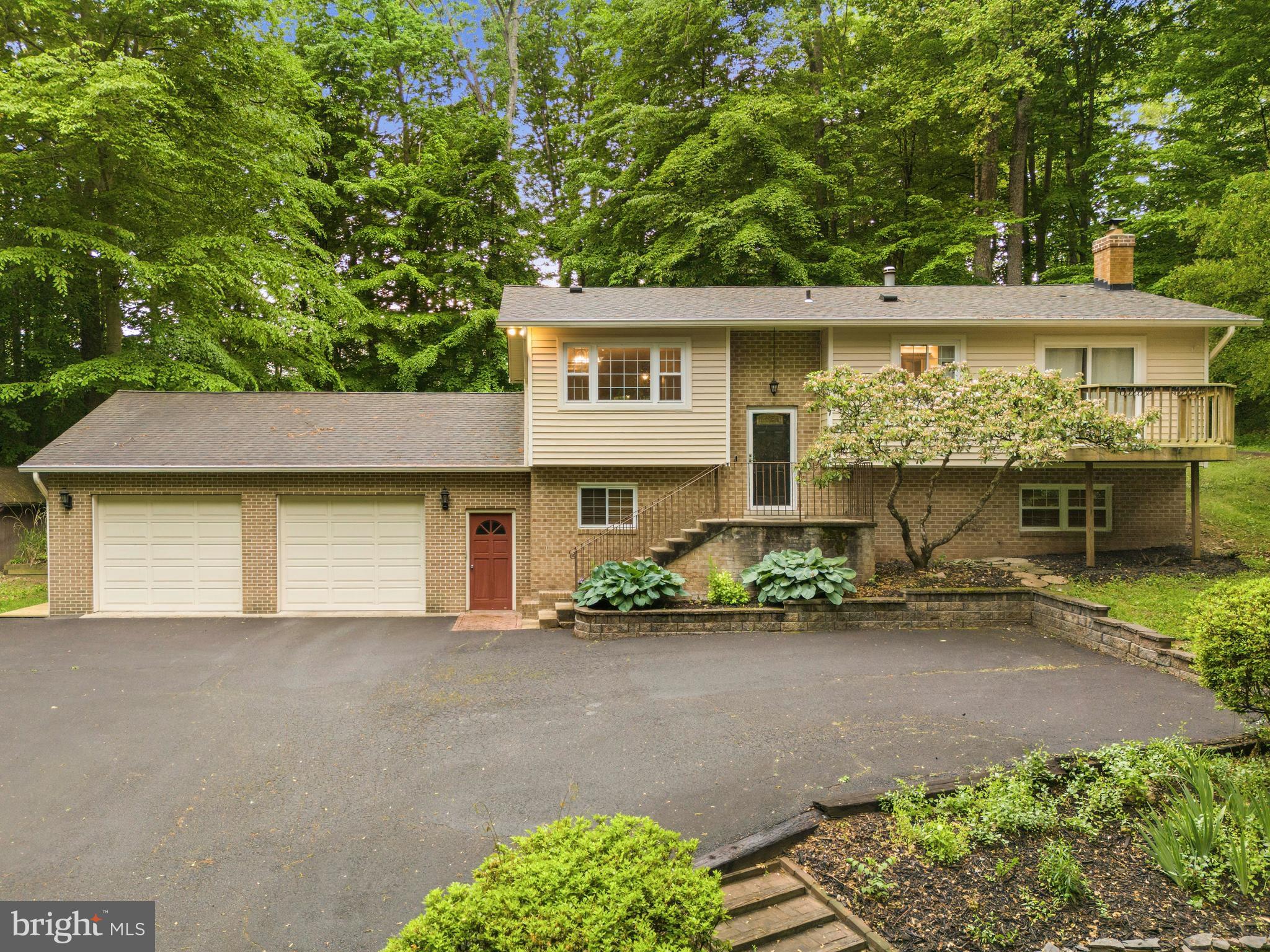 YORKSHIRE ACRES - Residential