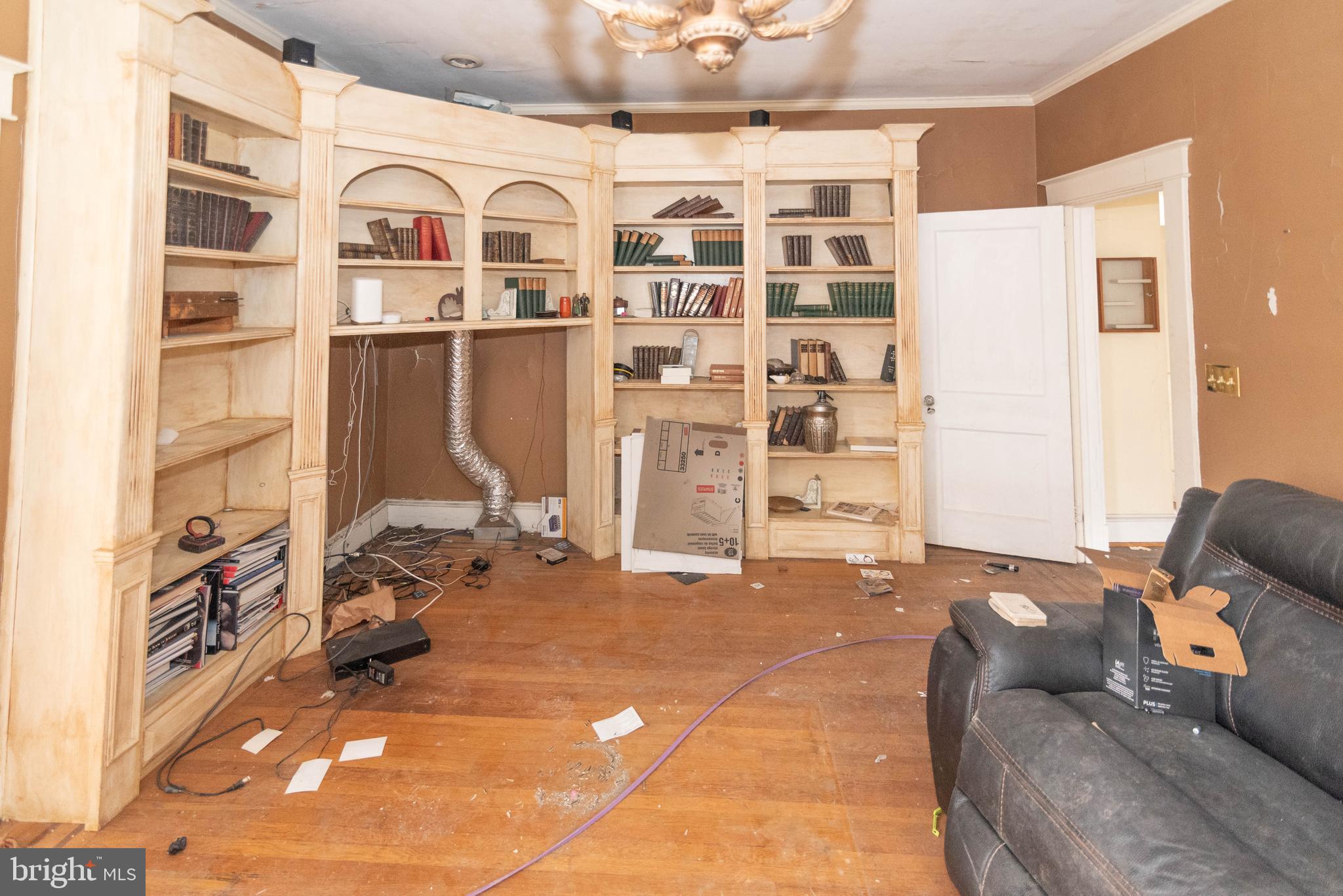 MOUNT WASHINGTON - Residential