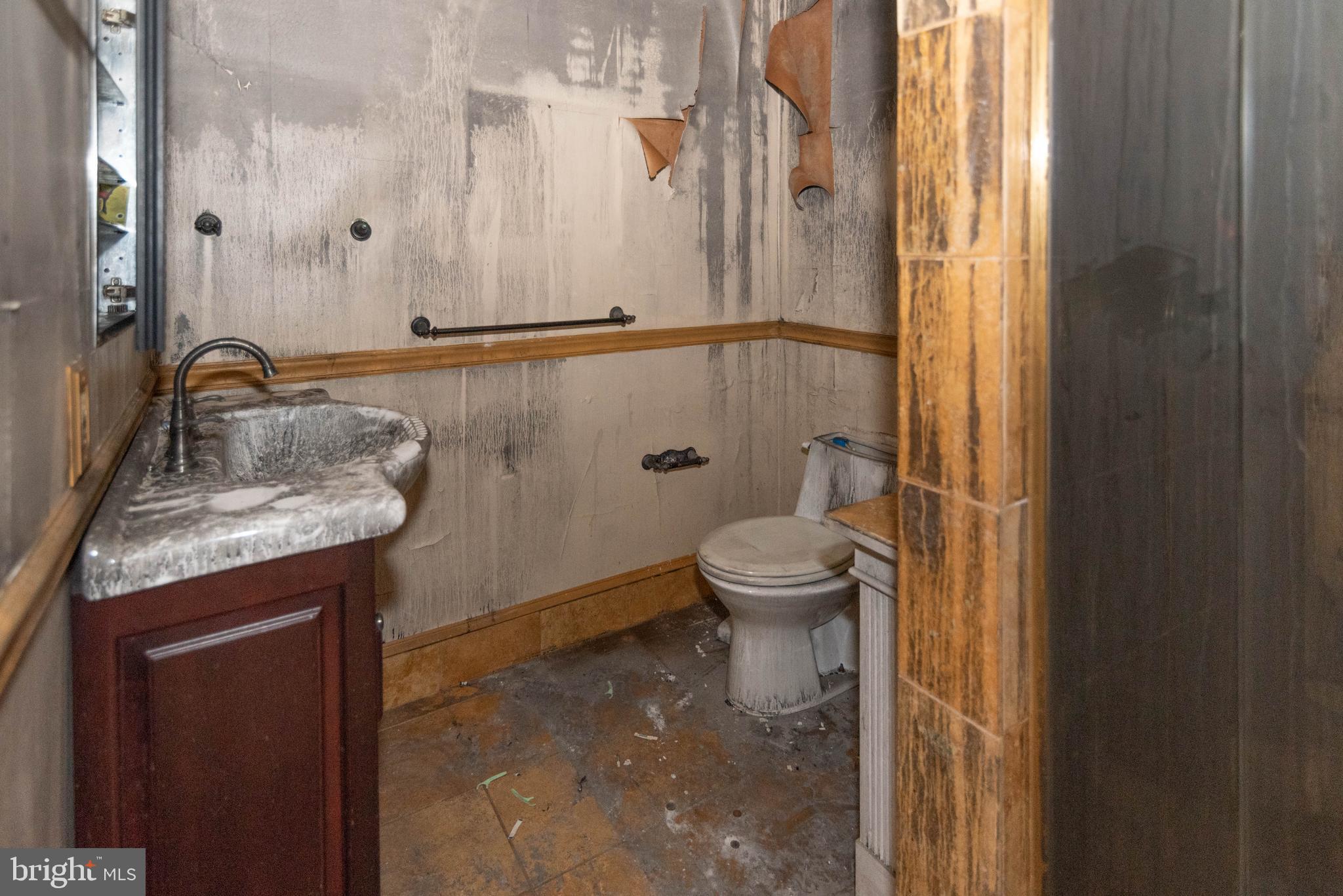 MOUNT WASHINGTON - Residential