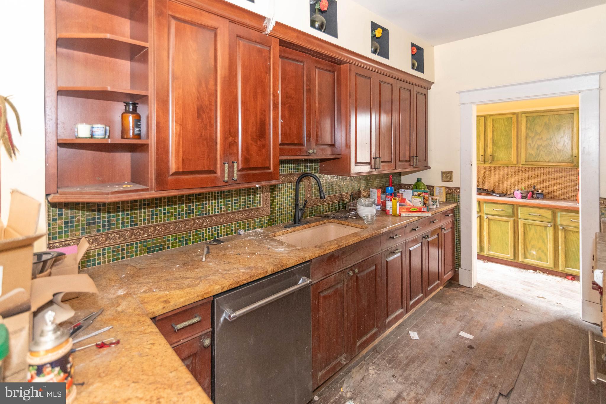 MOUNT WASHINGTON - Residential