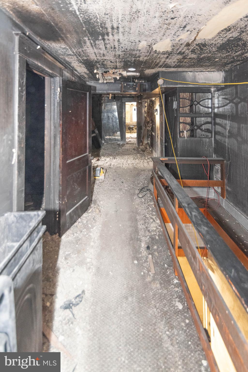 MOUNT WASHINGTON - Residential