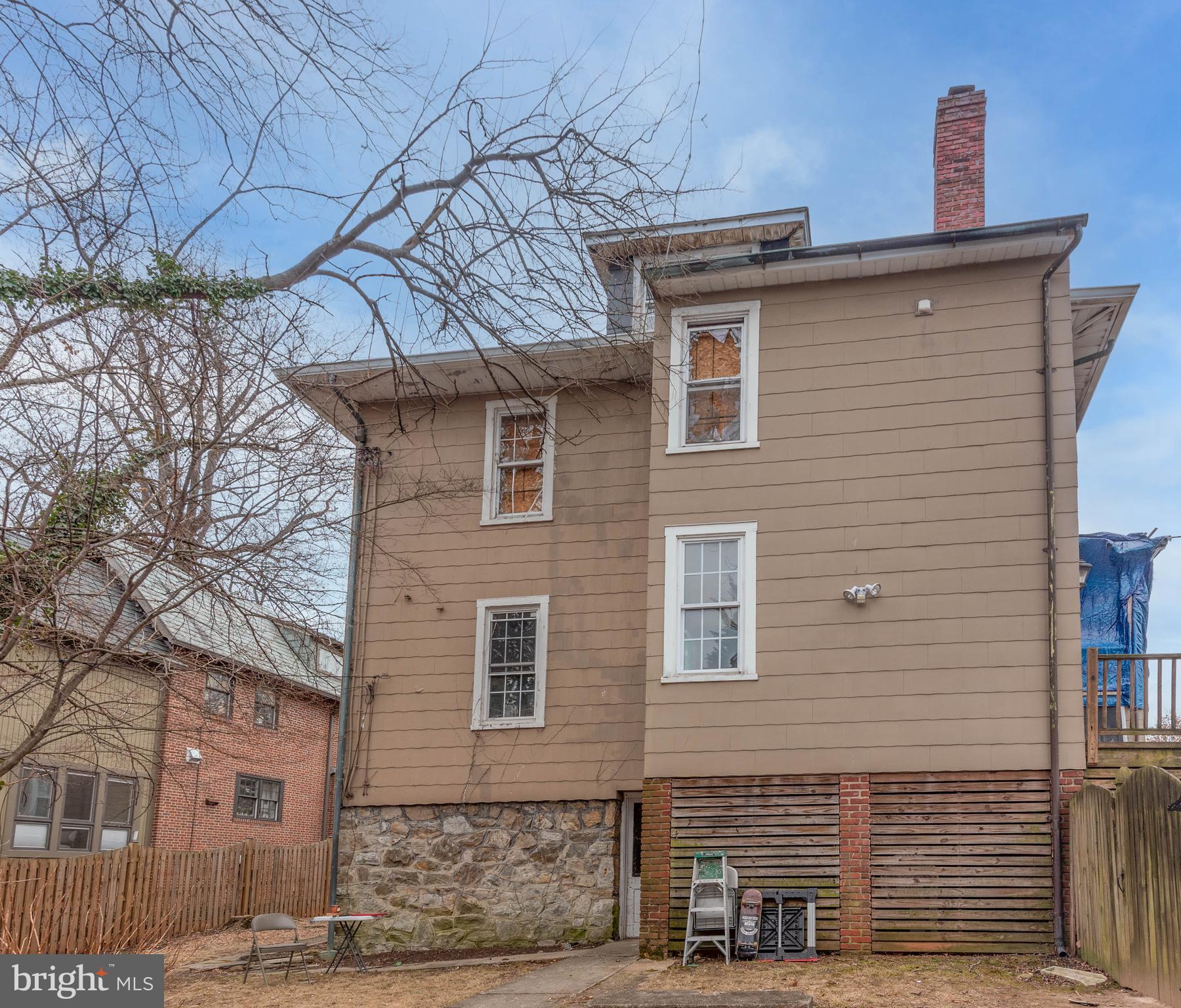 MOUNT WASHINGTON - Residential