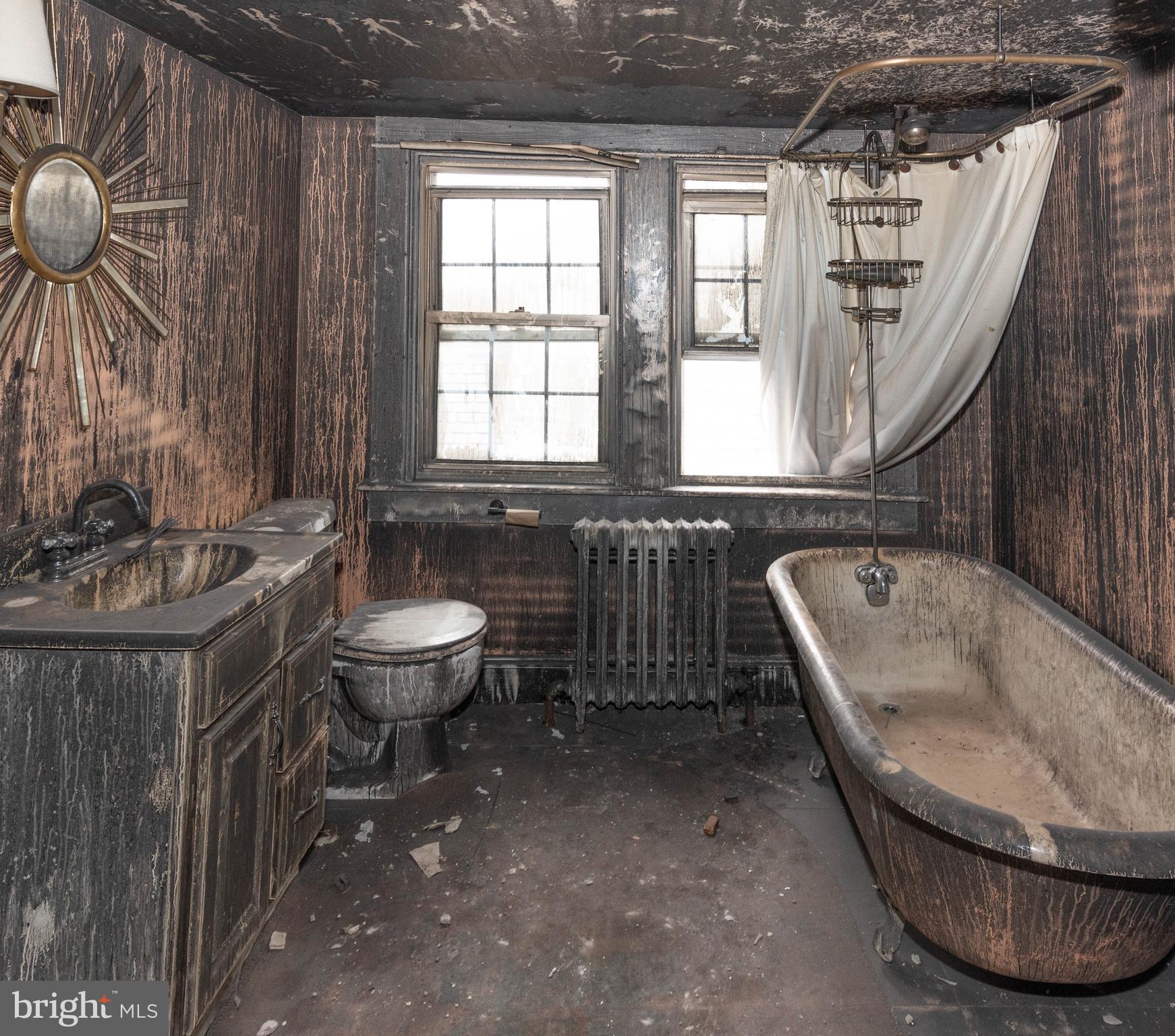 MOUNT WASHINGTON - Residential