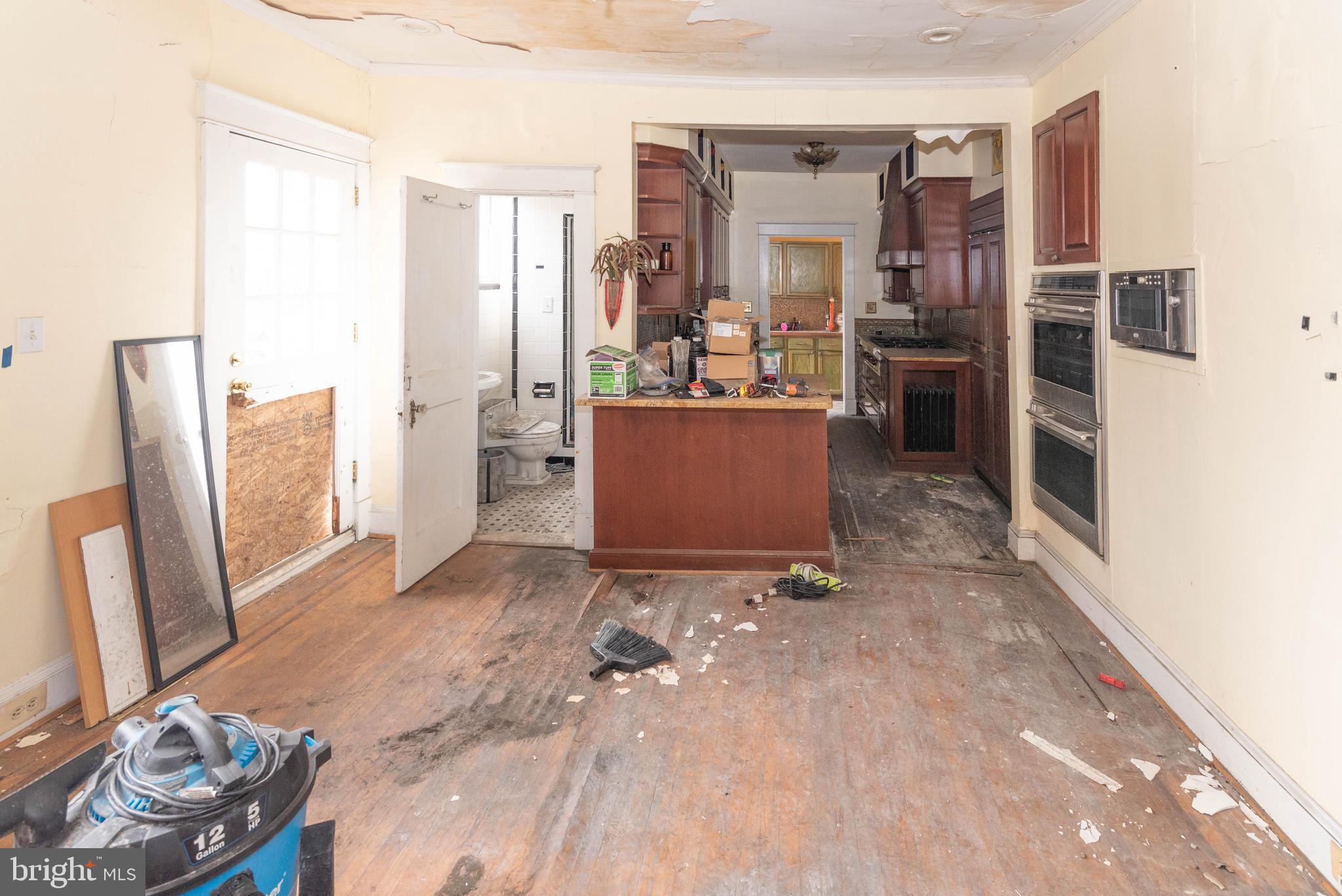 MOUNT WASHINGTON - Residential