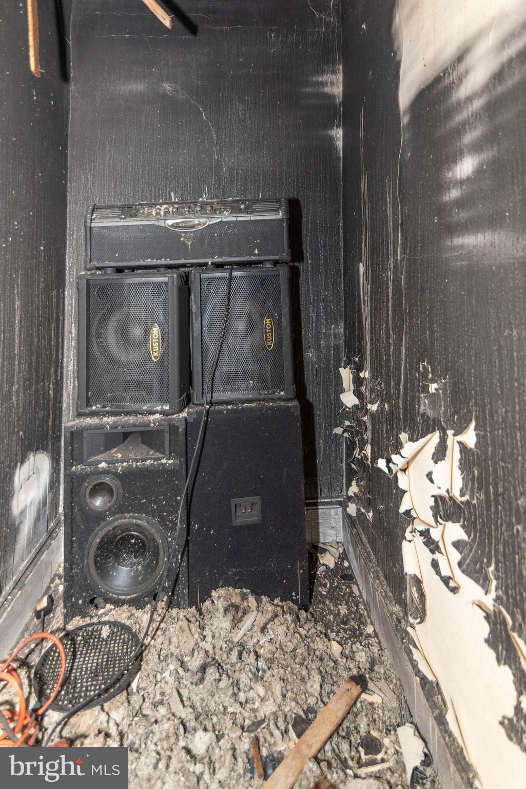 MOUNT WASHINGTON - Residential