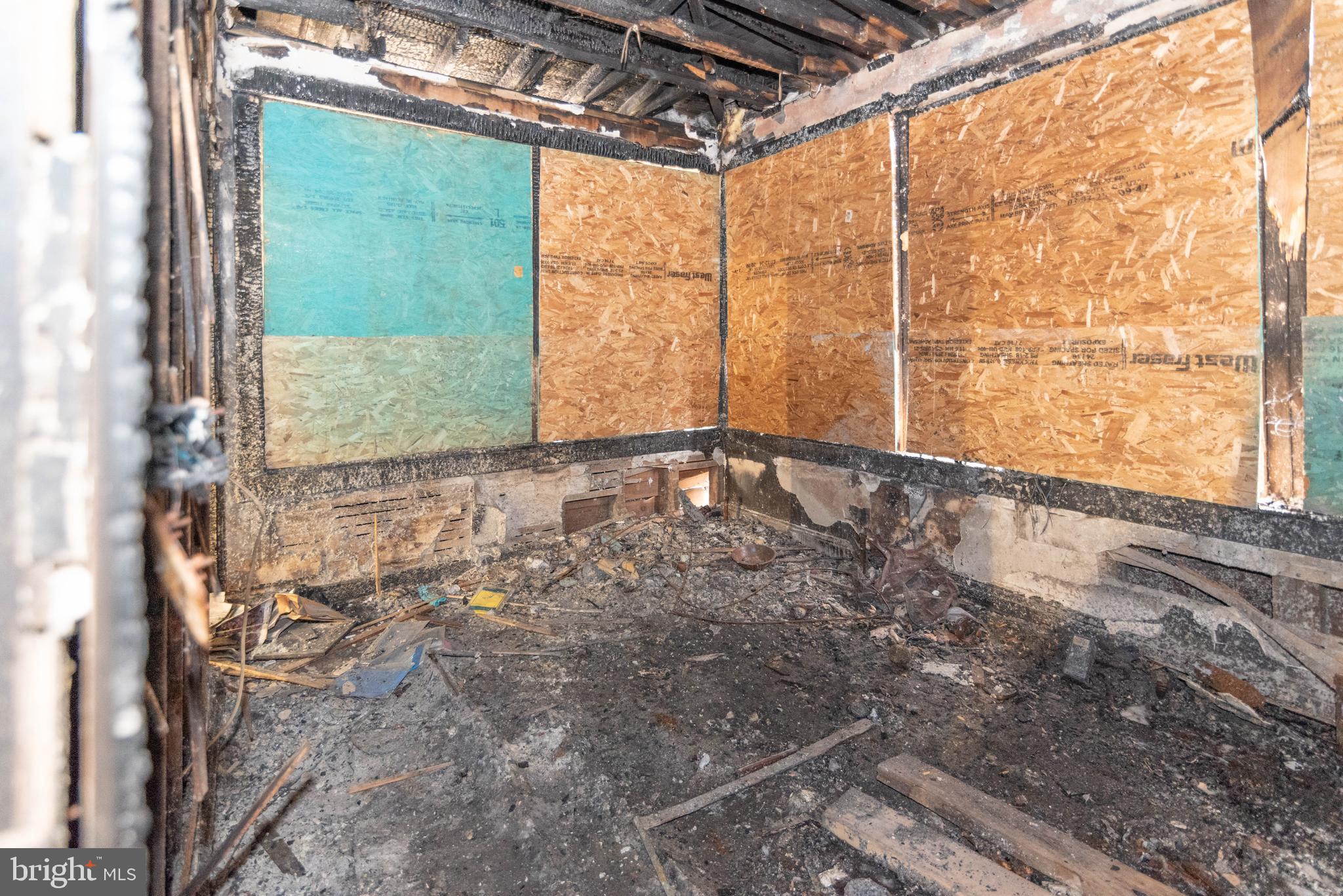 MOUNT WASHINGTON - Residential