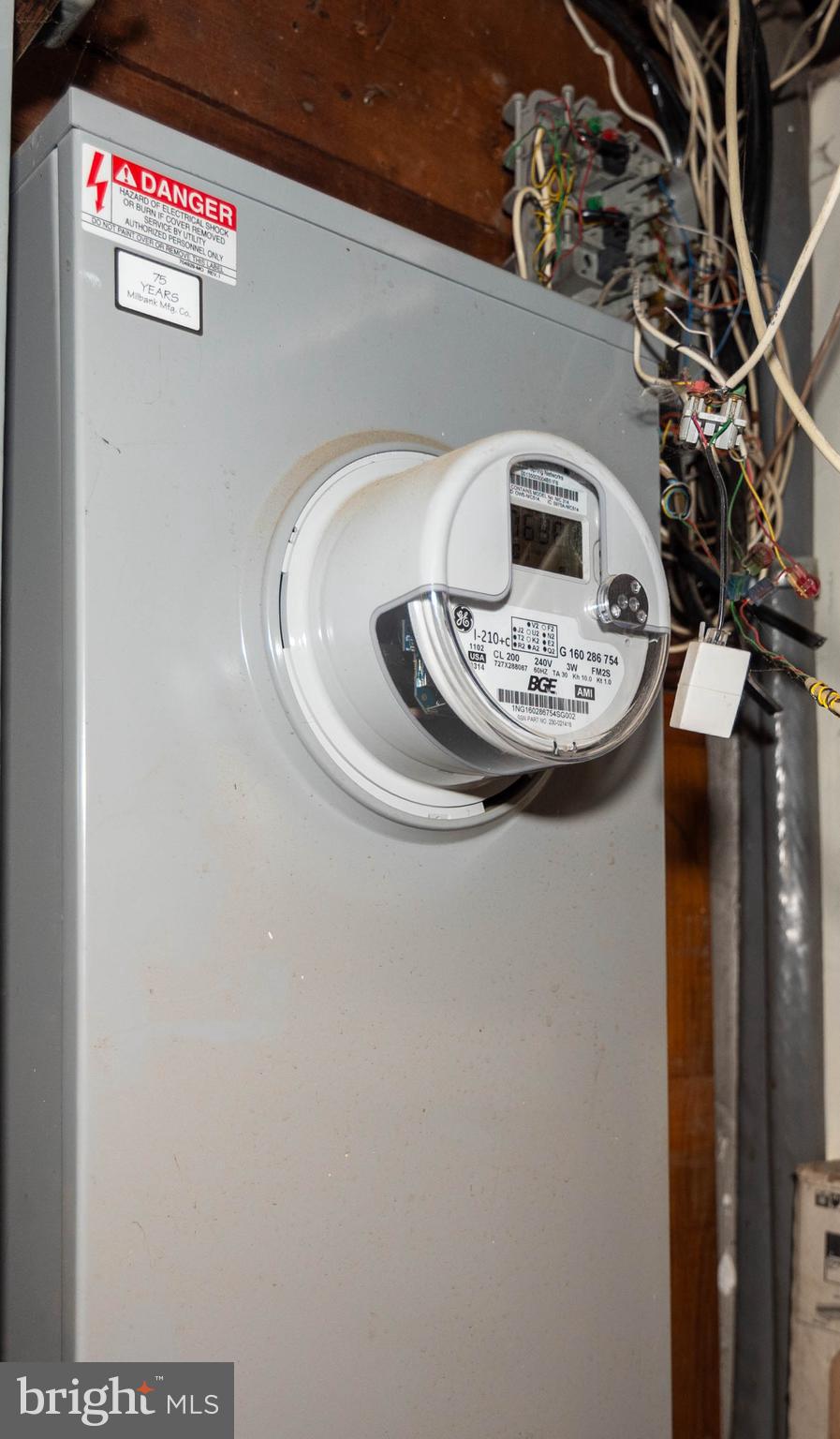 MOUNT WASHINGTON - Residential