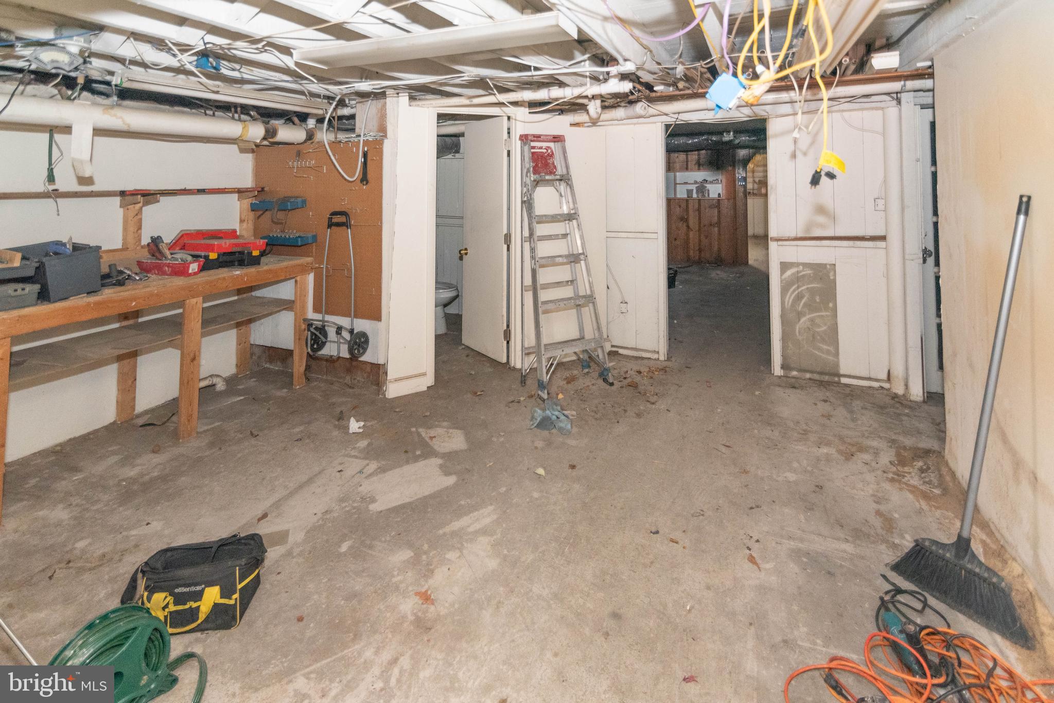 MOUNT WASHINGTON - Residential