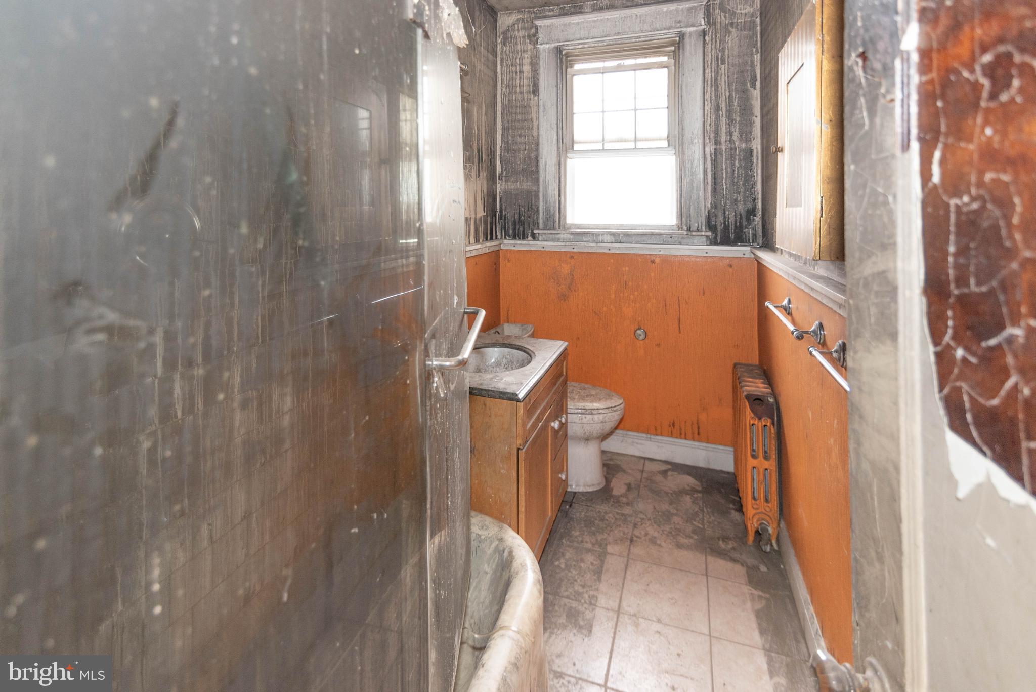 MOUNT WASHINGTON - Residential