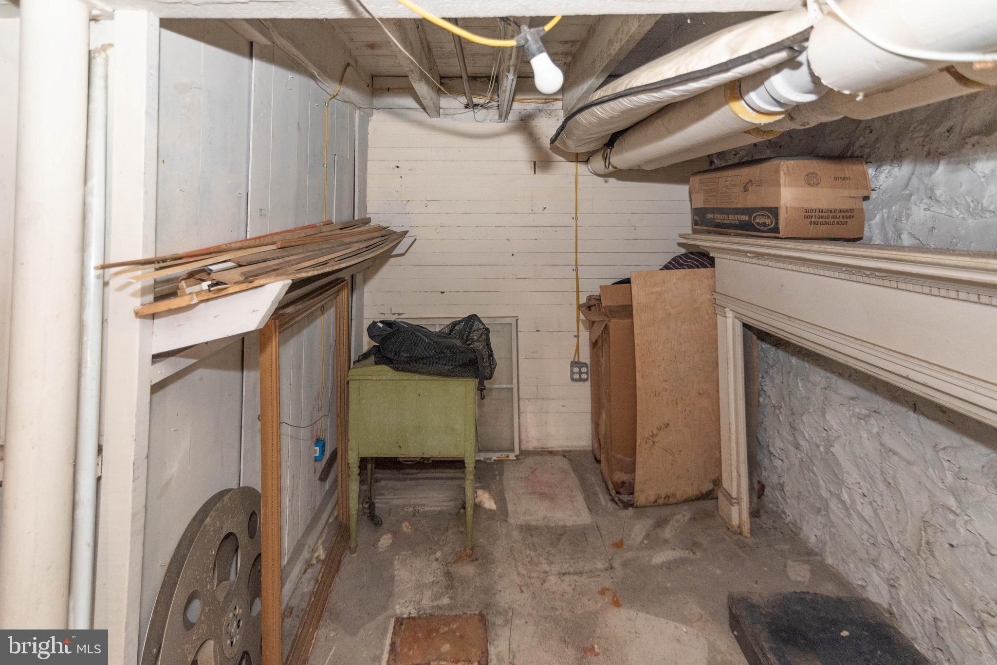 MOUNT WASHINGTON - Residential