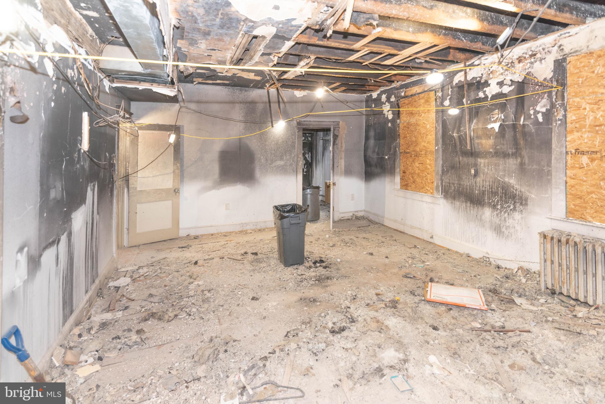 MOUNT WASHINGTON - Residential