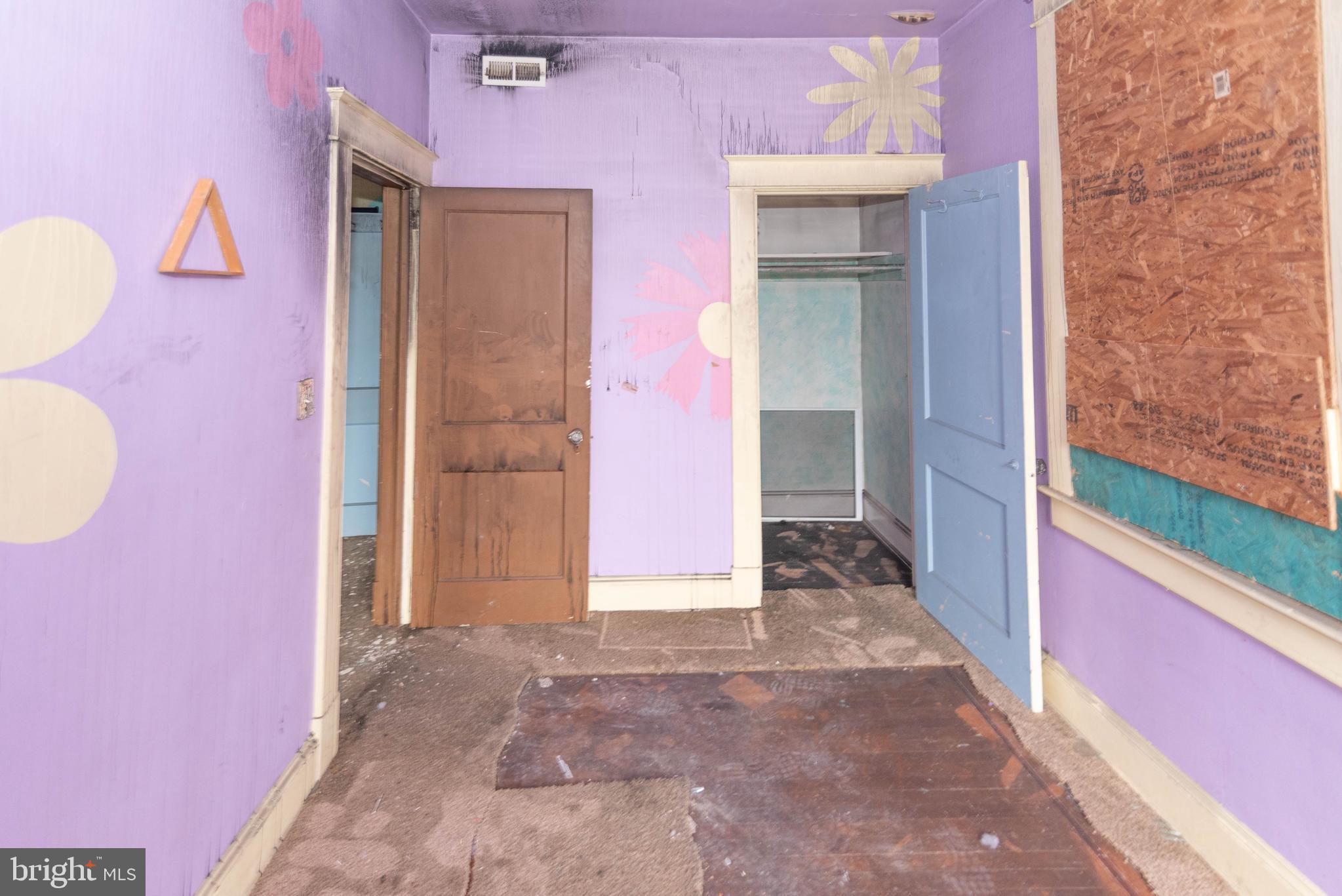 MOUNT WASHINGTON - Residential