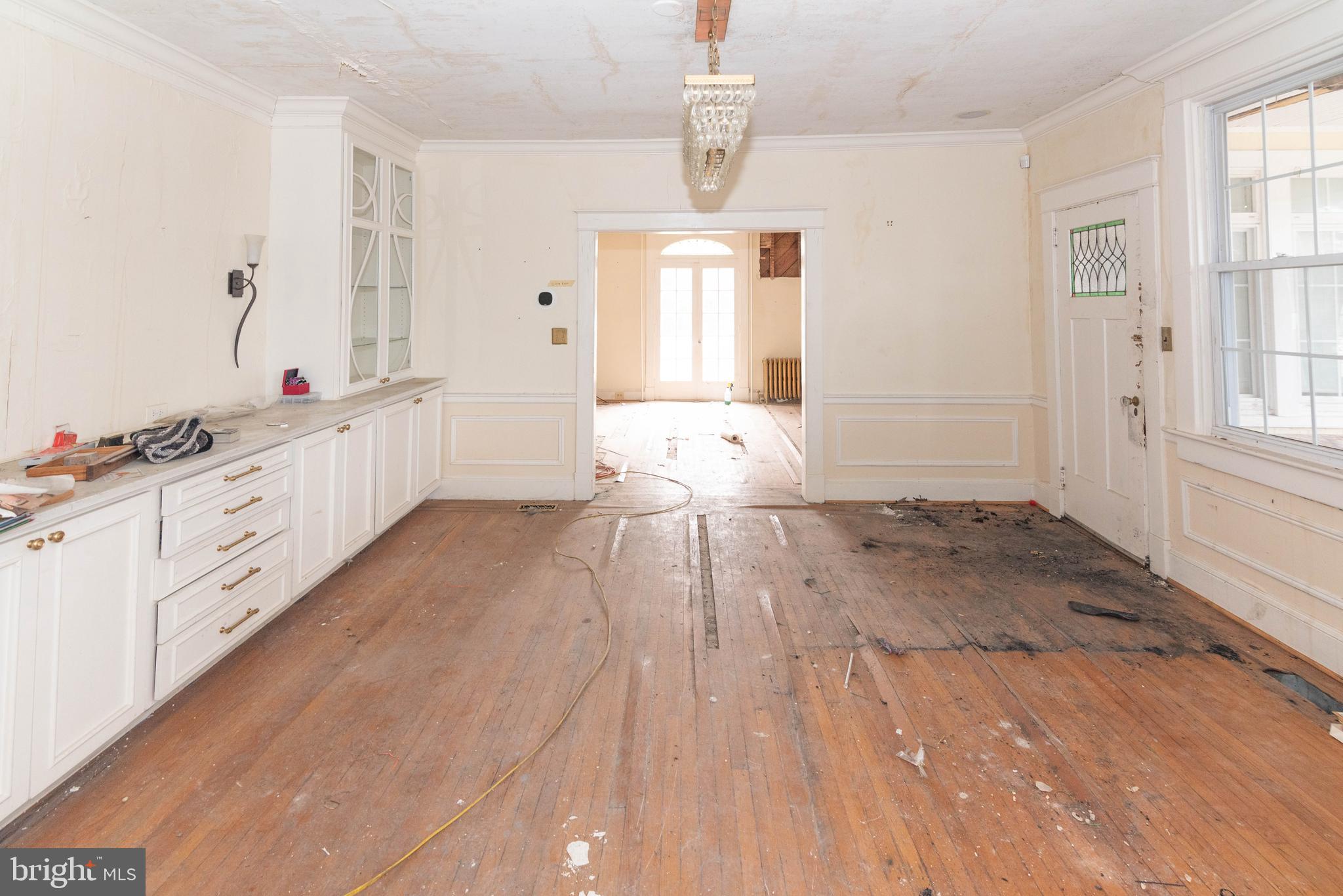 MOUNT WASHINGTON - Residential