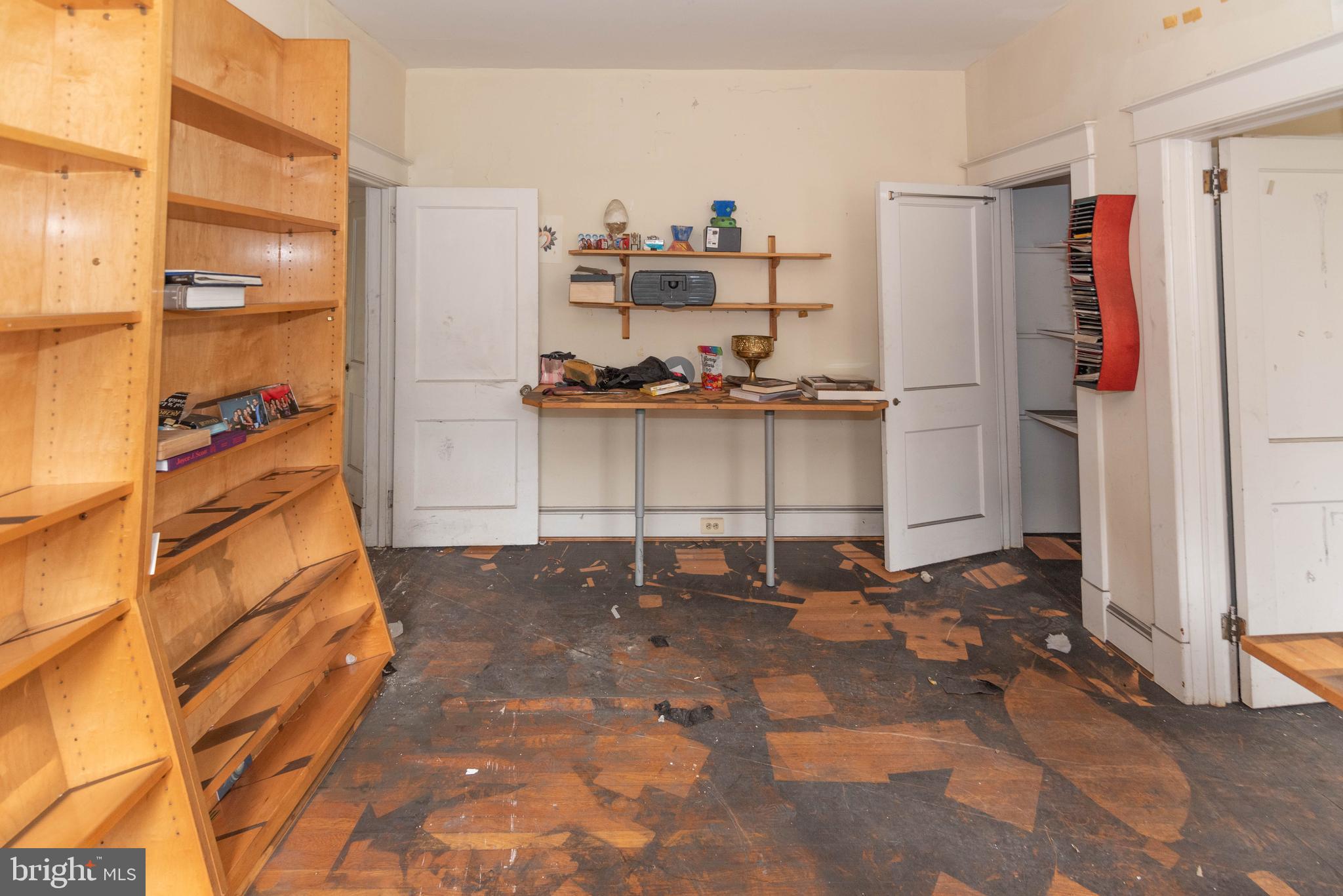 MOUNT WASHINGTON - Residential