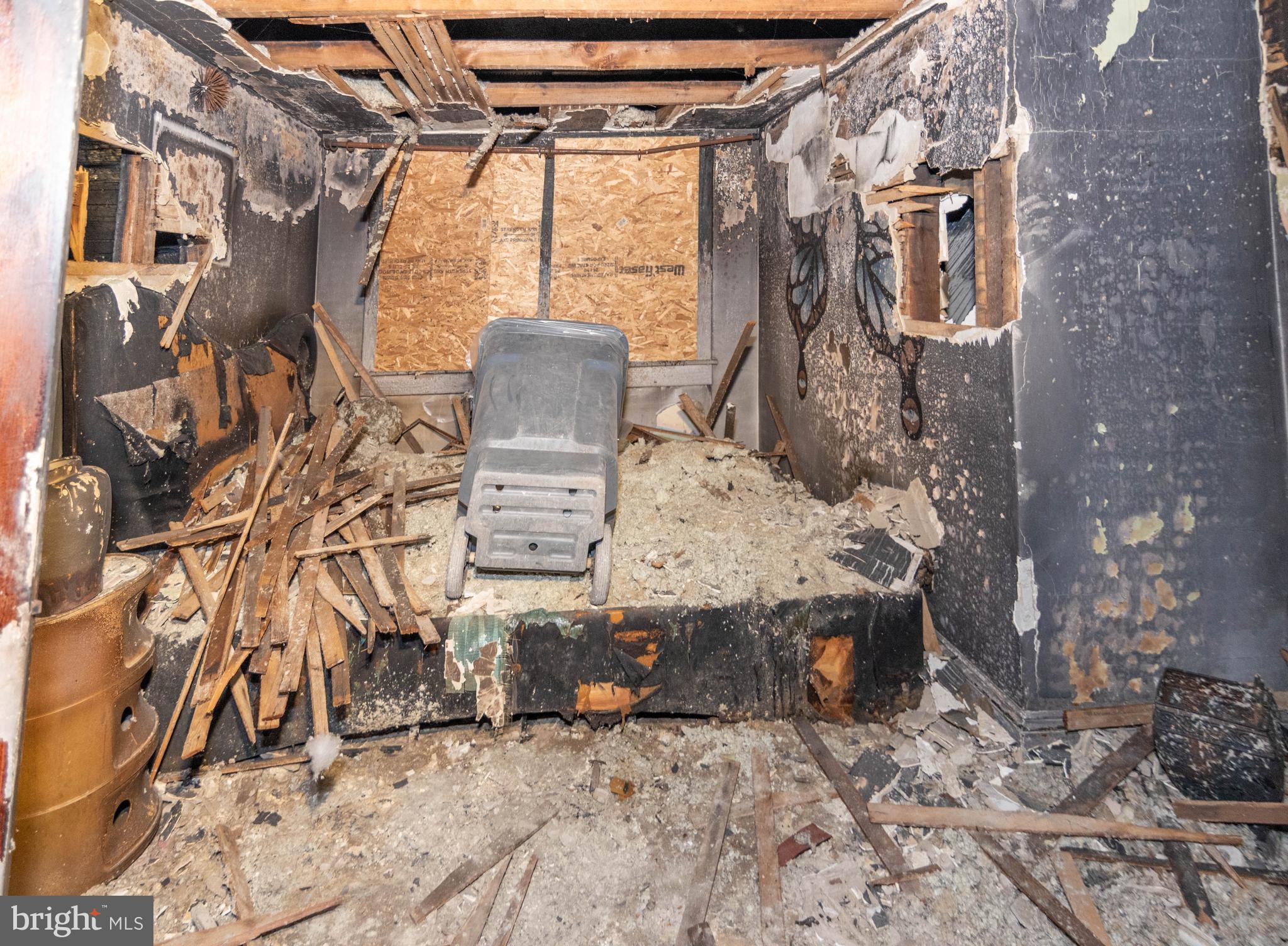 MOUNT WASHINGTON - Residential