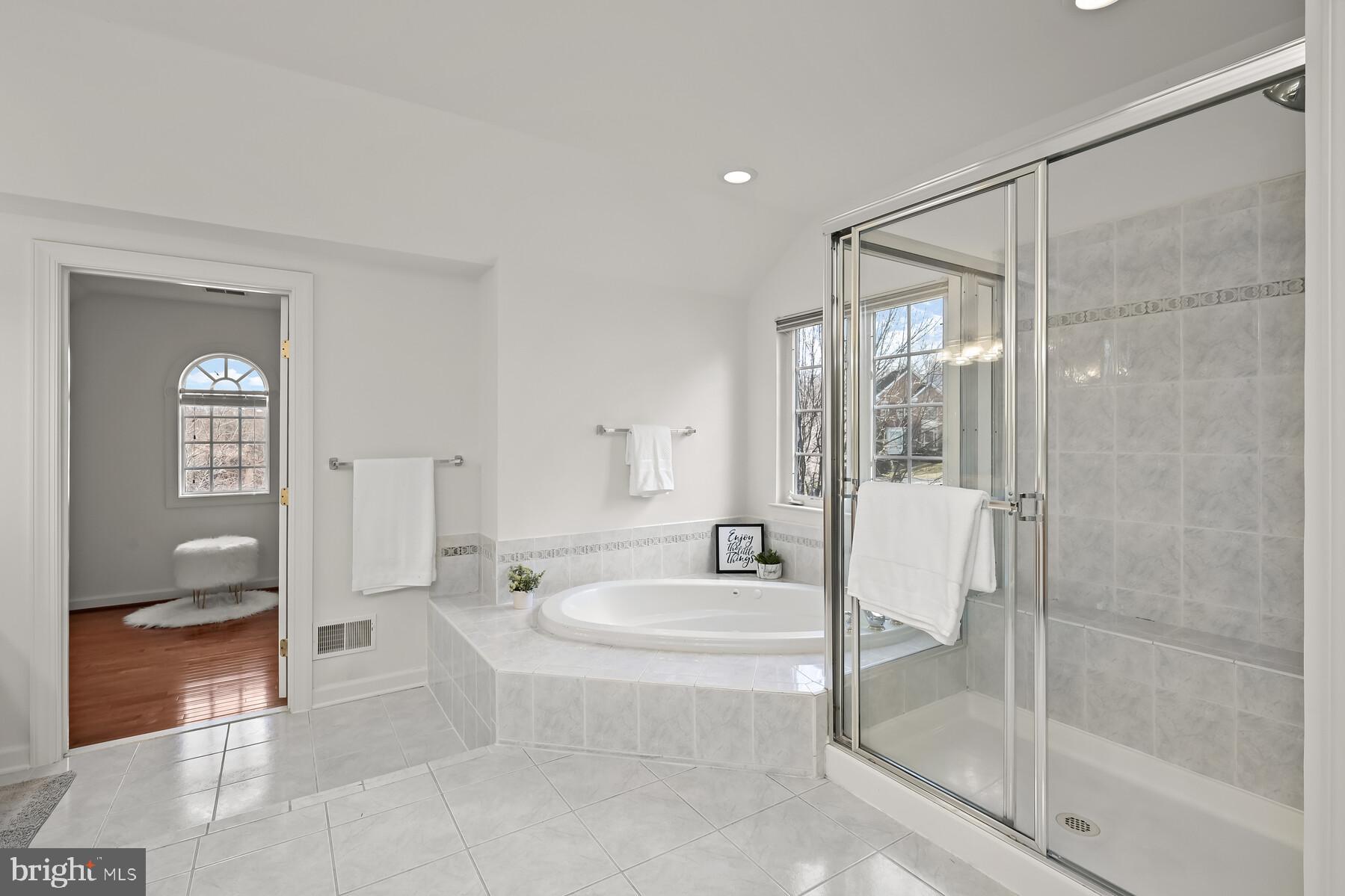 POTOMAC RIDGE - Residential